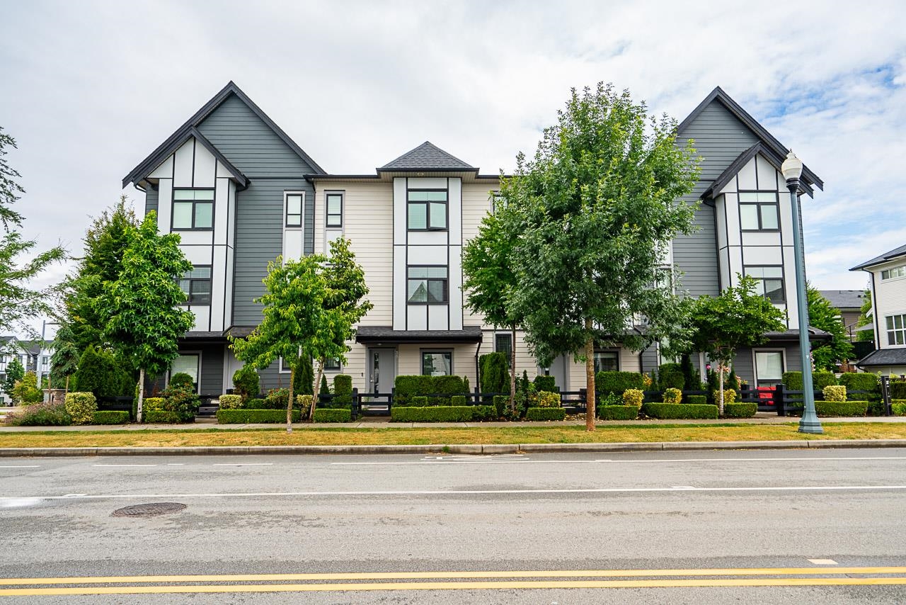 2427 164 Street #38, Surrey, BC V3Z 0R6