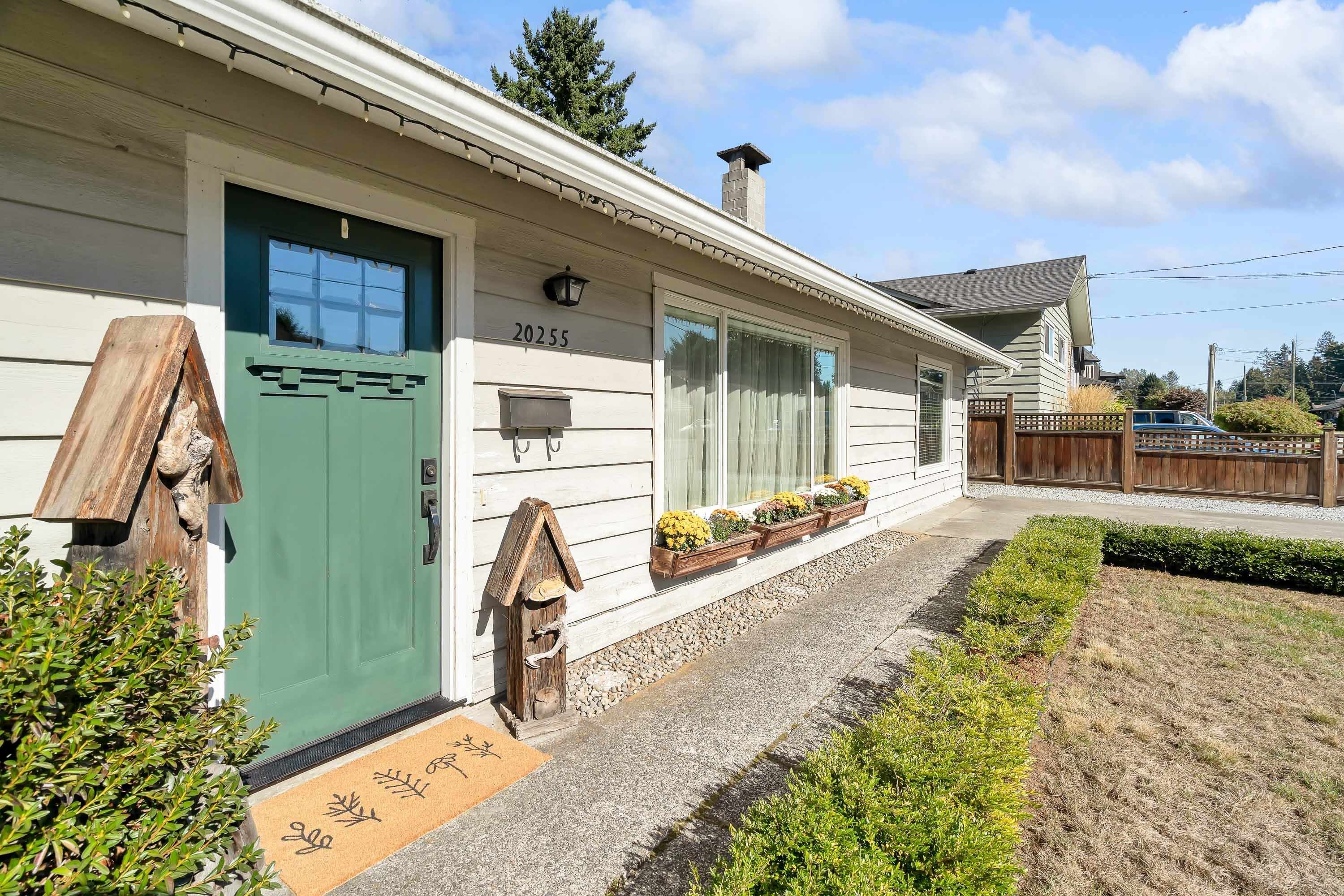 20255 Chatwin Avenue, Maple Ridge, BC V2X 4G4