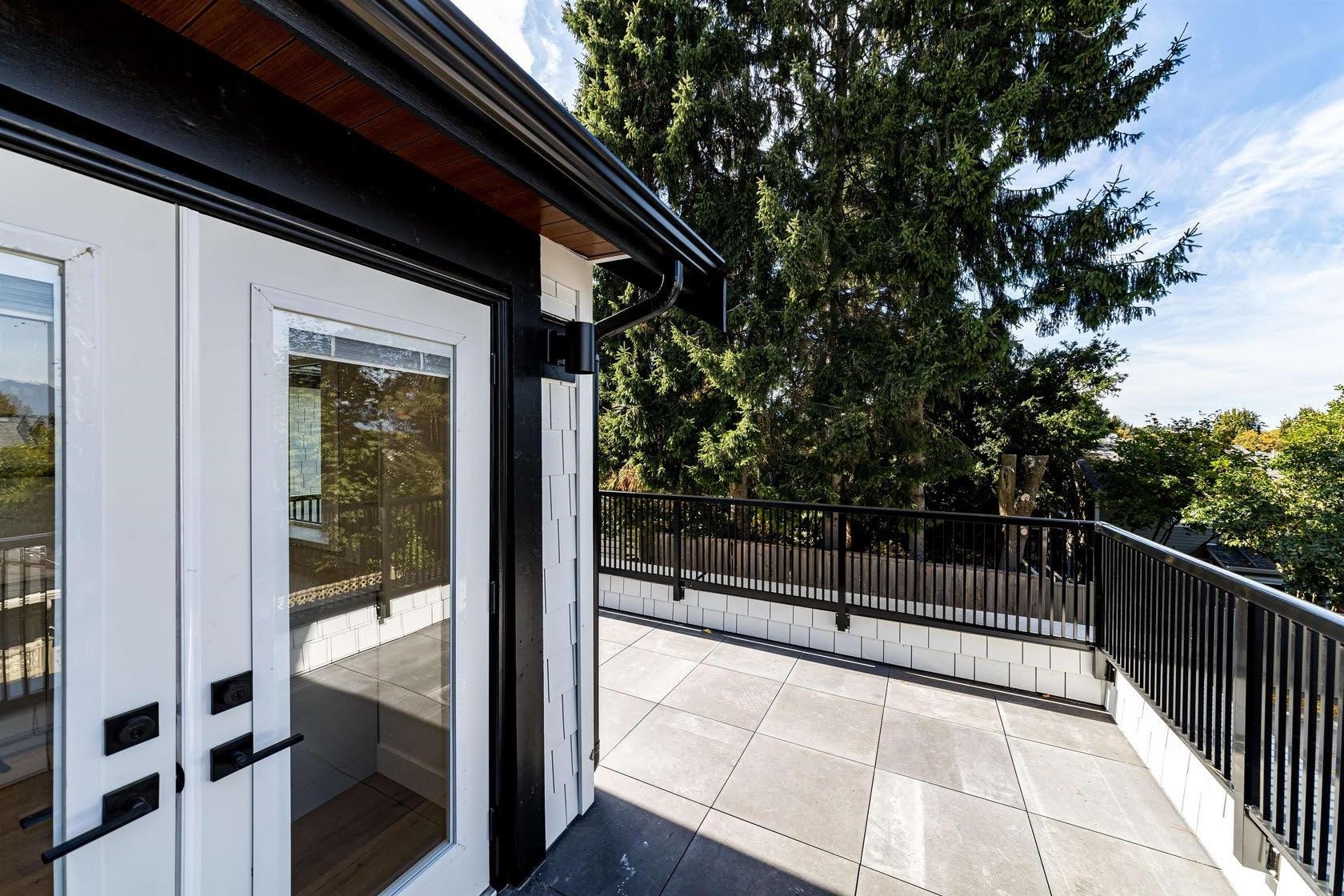 5447 Killarney Street, Vancouver, BC V5R 3W3