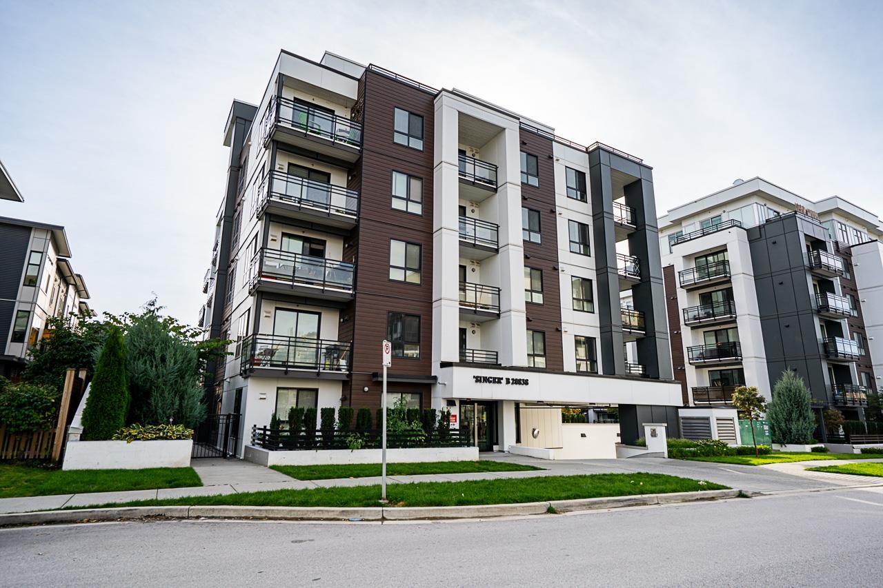 20838 78b Avenue #b304, Langley, BC V2Y 3M2