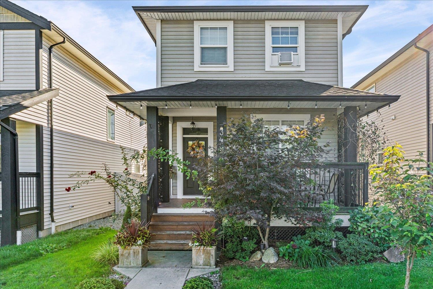 3 Avenue, Abbotsford, BC V2S 8B9