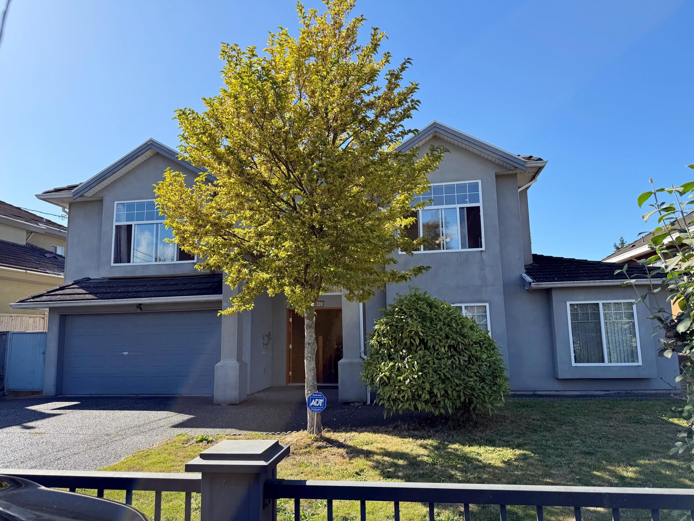 131a Street, Surrey, BC V3T 3R8