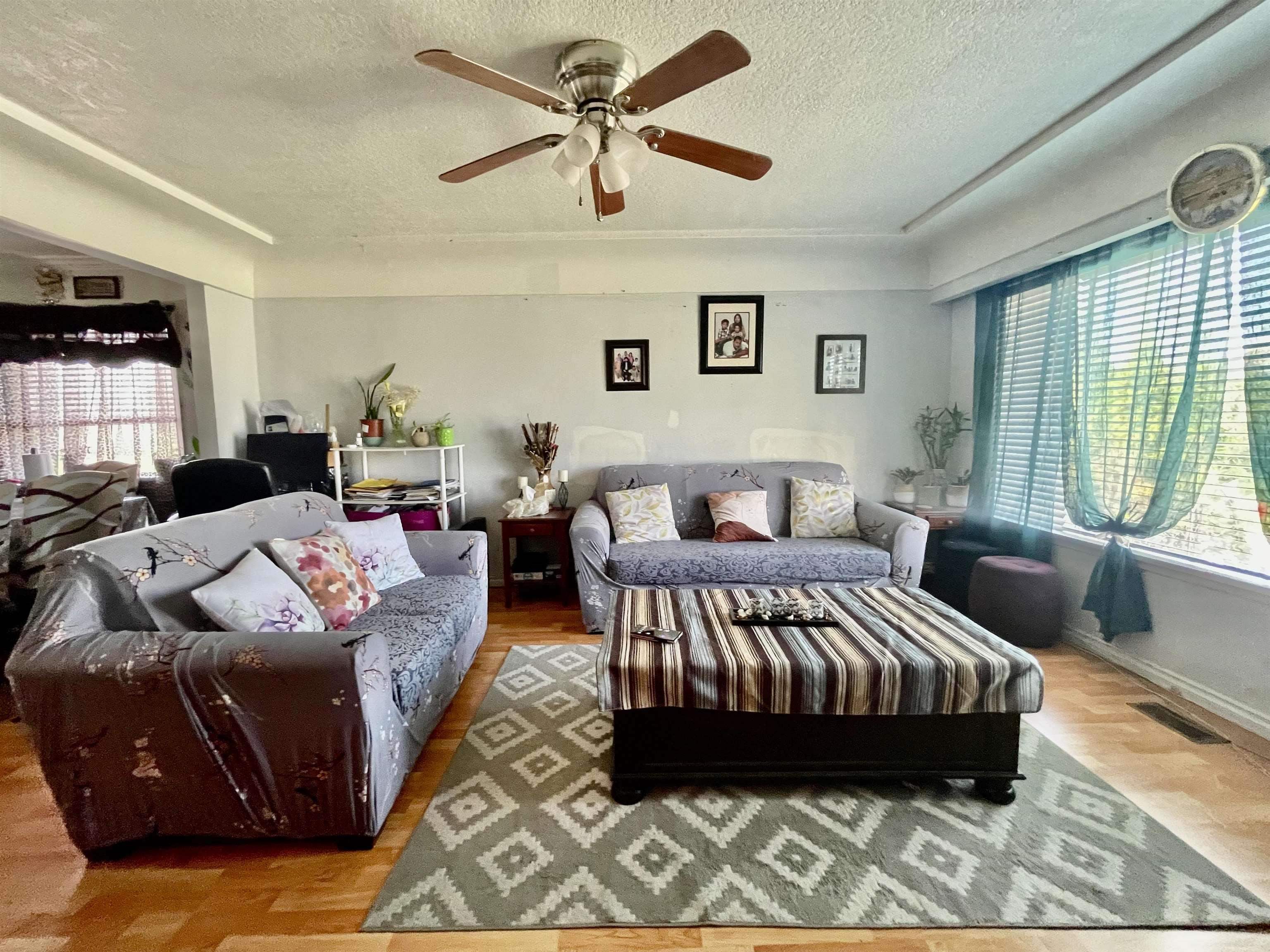 318 Hampton Street, New Westminster, BC V3M 5M1