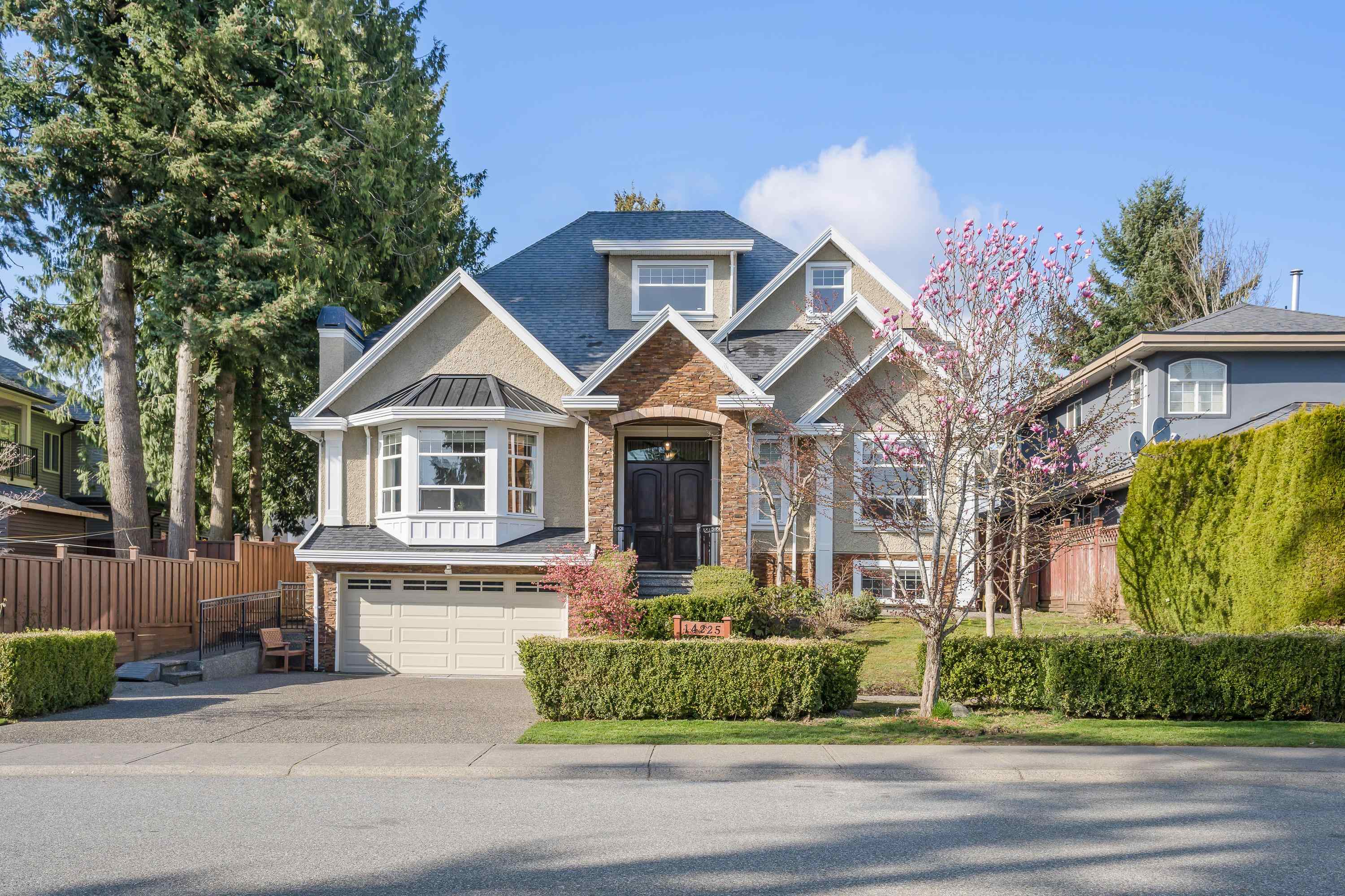 69a Avenue, Surrey, BC V3W 1A5