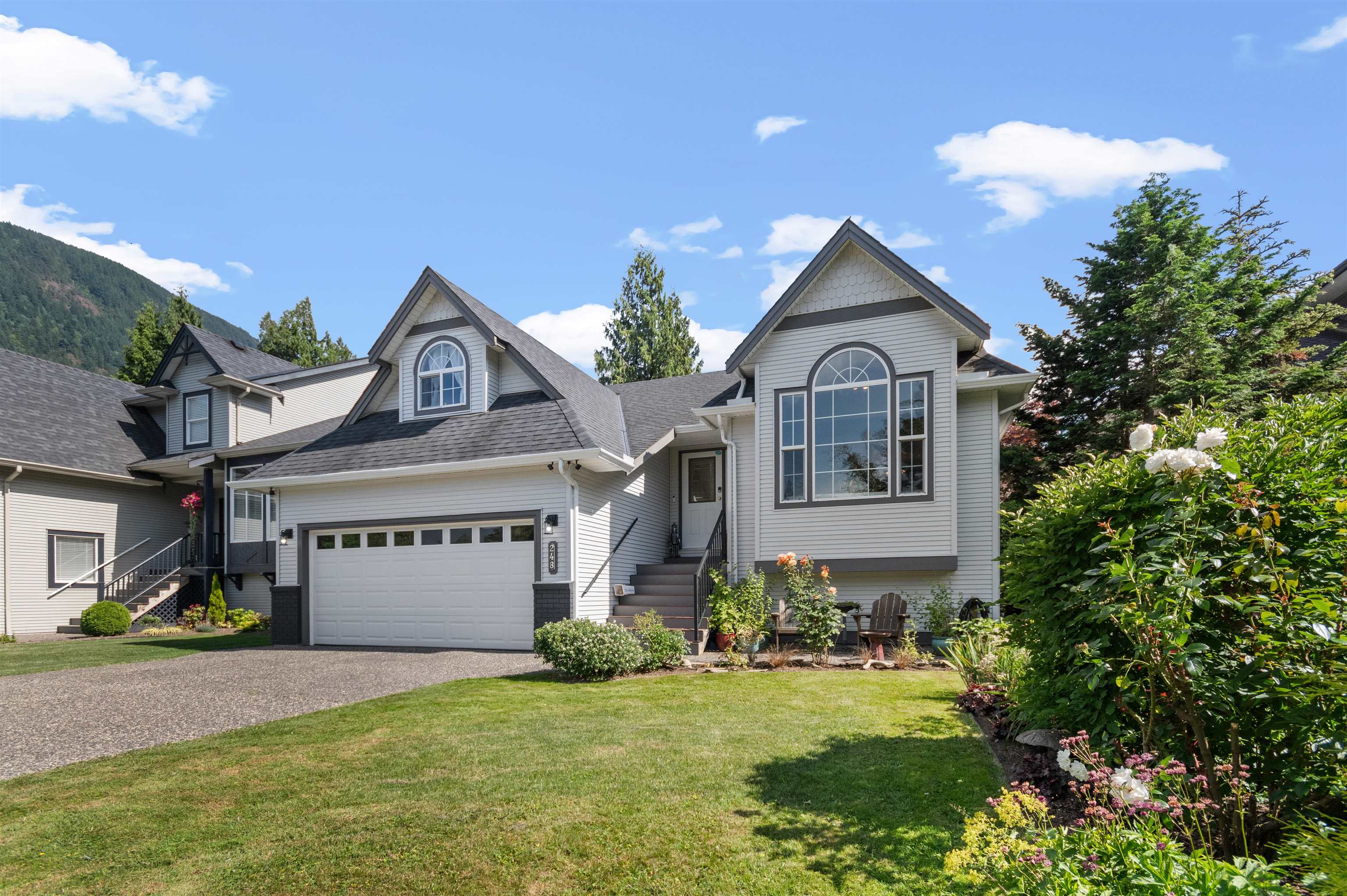 248 Miami River Drive, Harrison Hot Springs, BC V0M 1K0