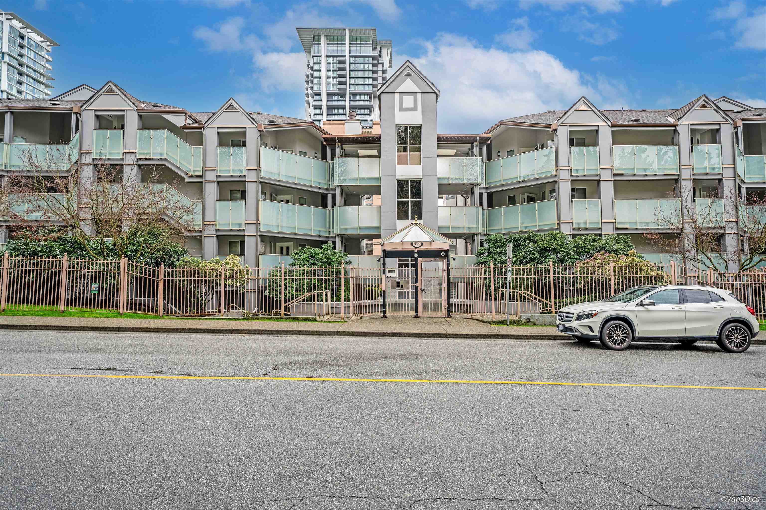 525 Austin Avenue #301, Coquitlam, BC V3K 3M6