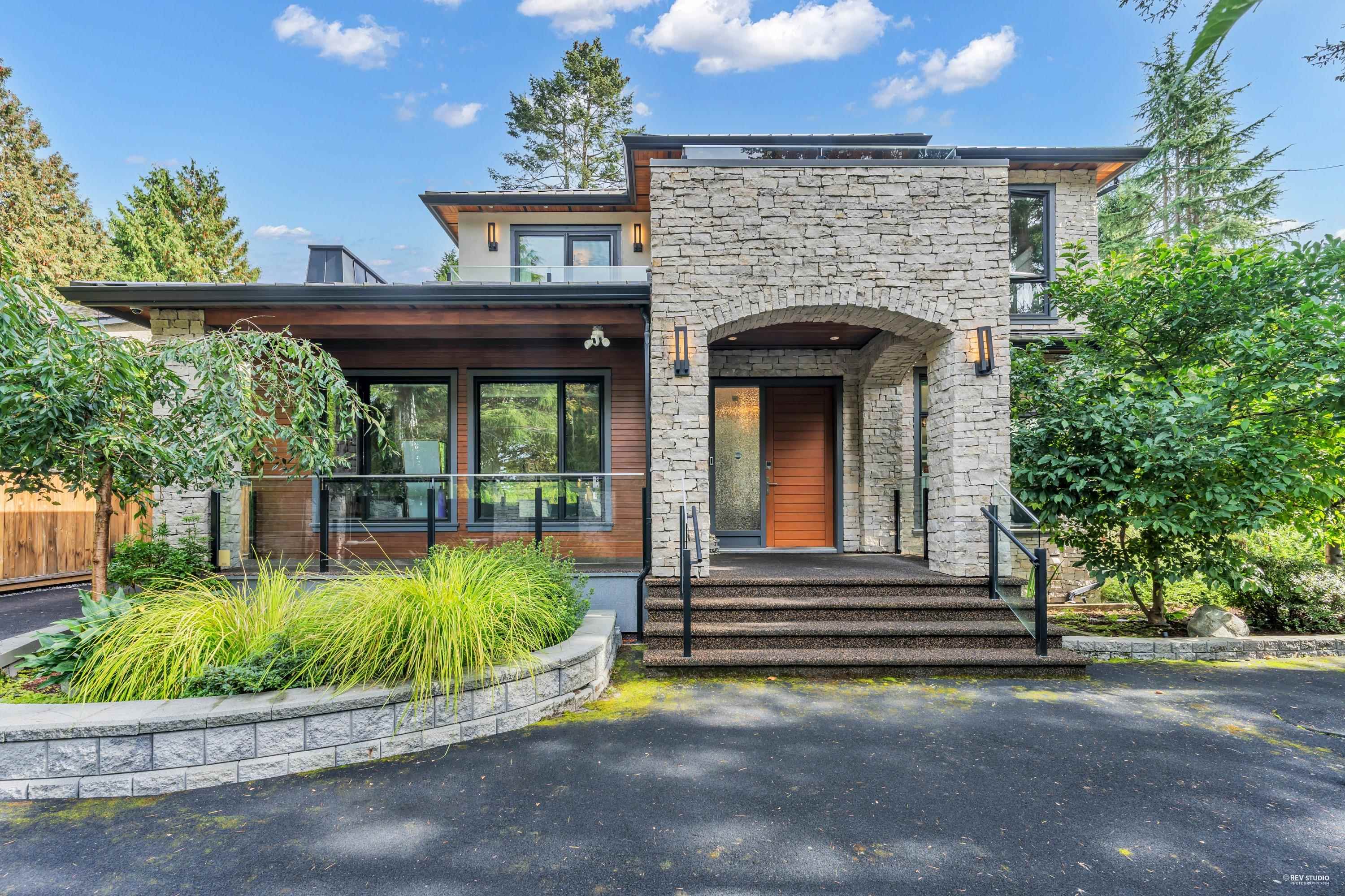 5808 Crown Street, Vancouver, BC V6N 2B7