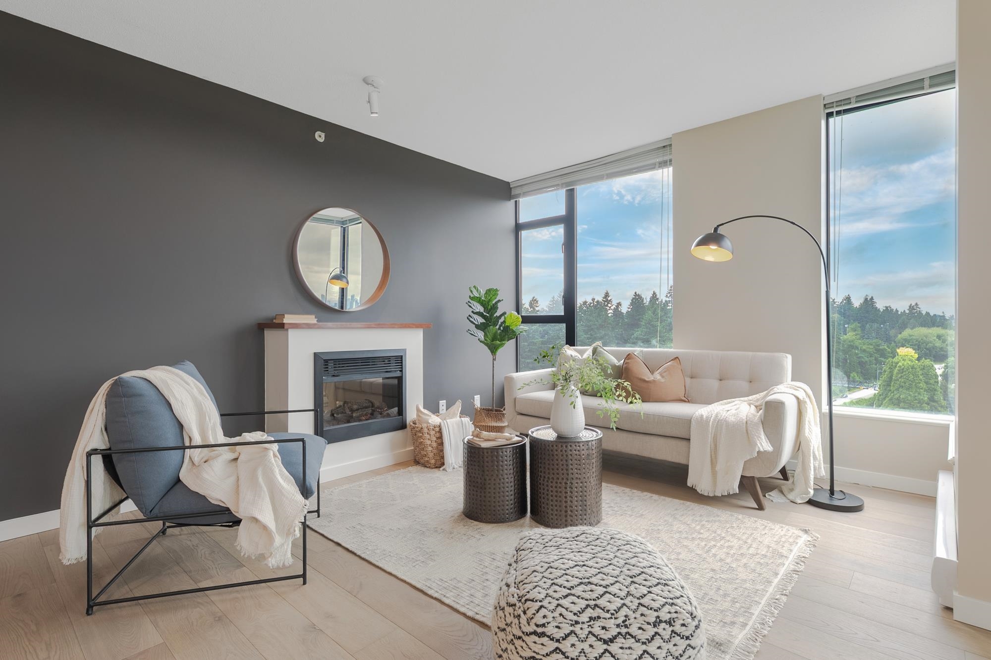 15 East Royal Avenue #2203, New Westminster, BC V3L 0A9