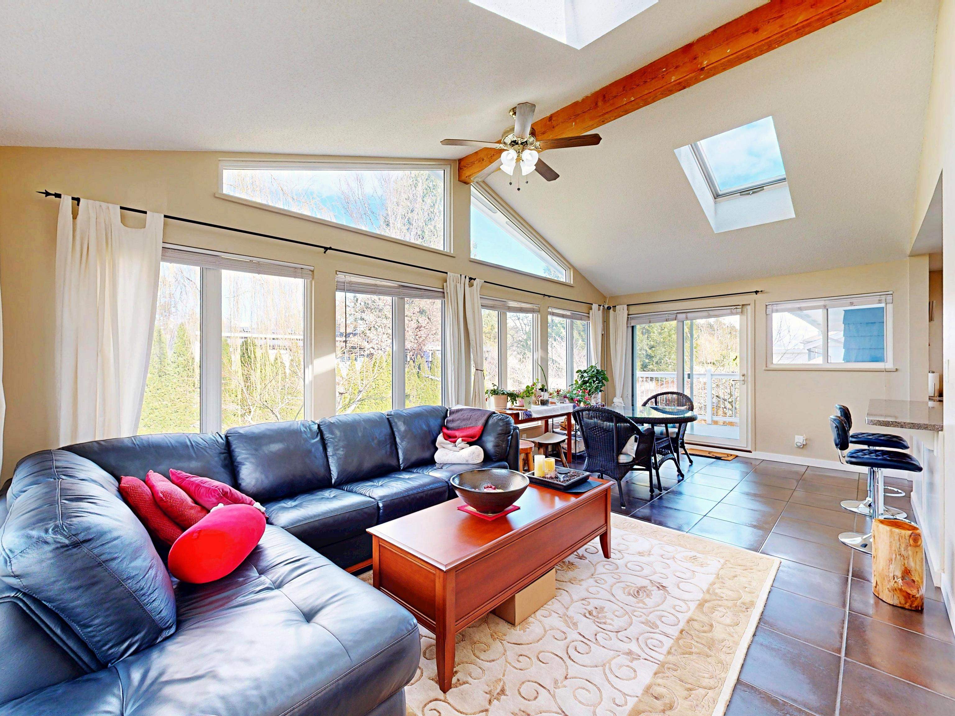 11a Avenue, Delta, BC V4M 1Z9