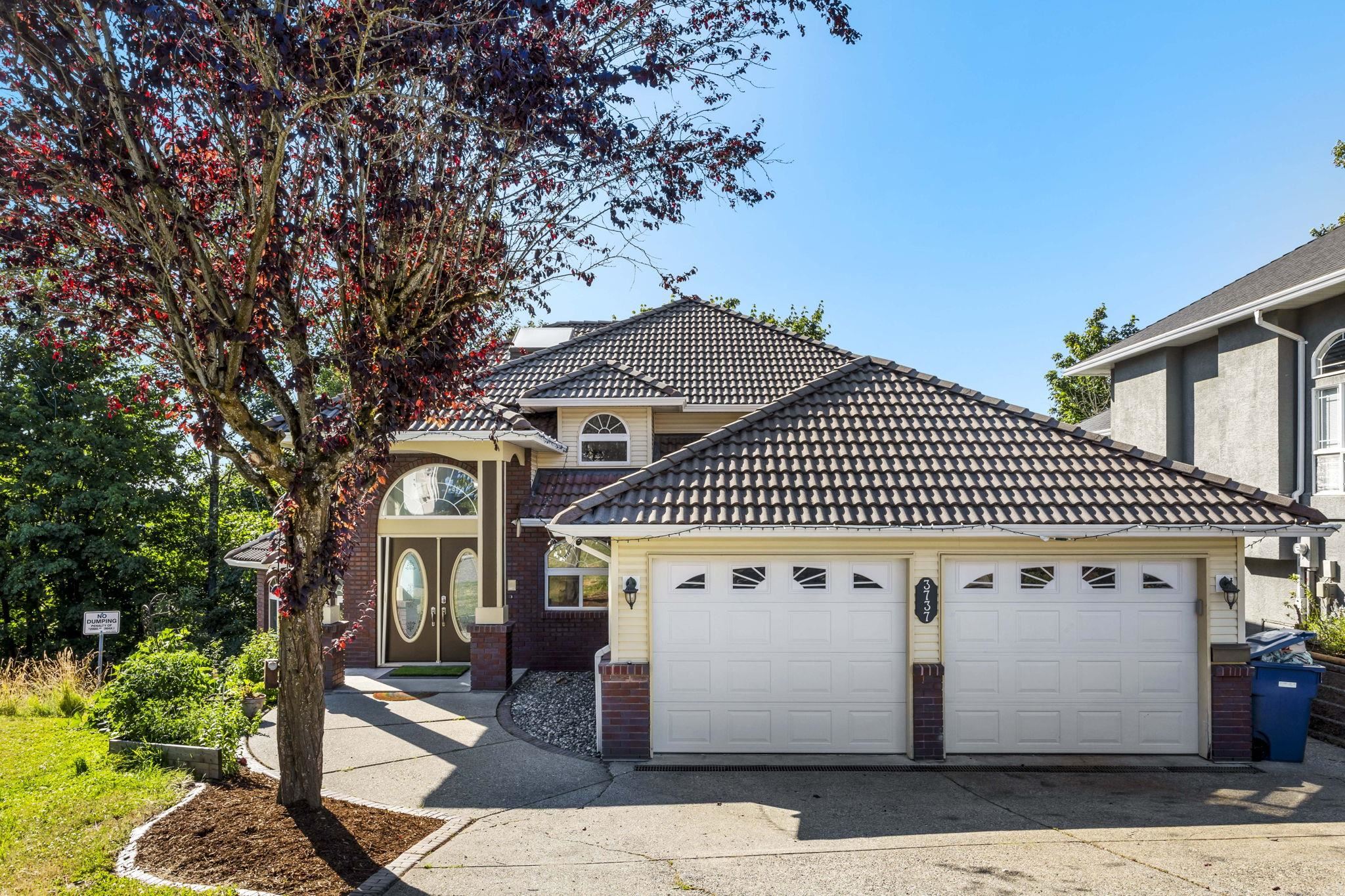 3737 Lethbridge Drive, Abbotsford, BC V3G 1J5