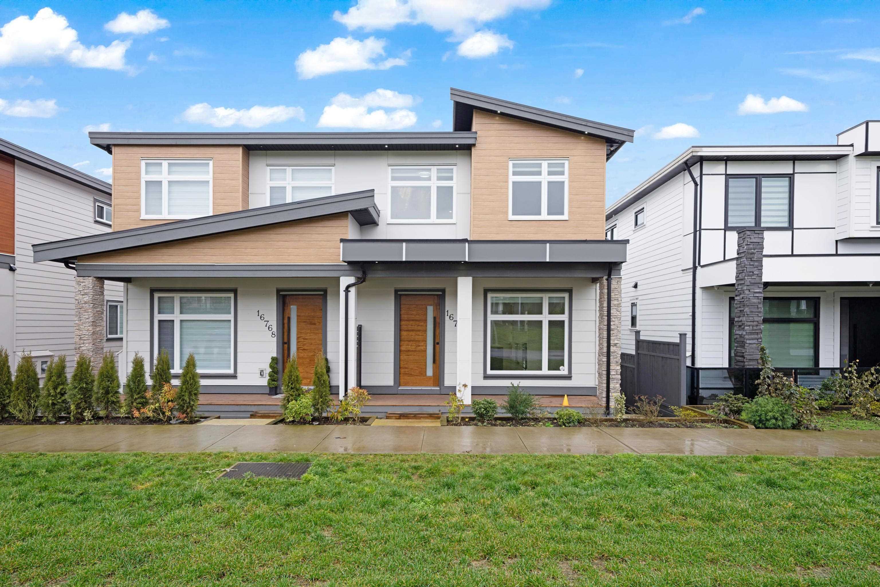16 Avenue, Surrey, BC V3S 9X7