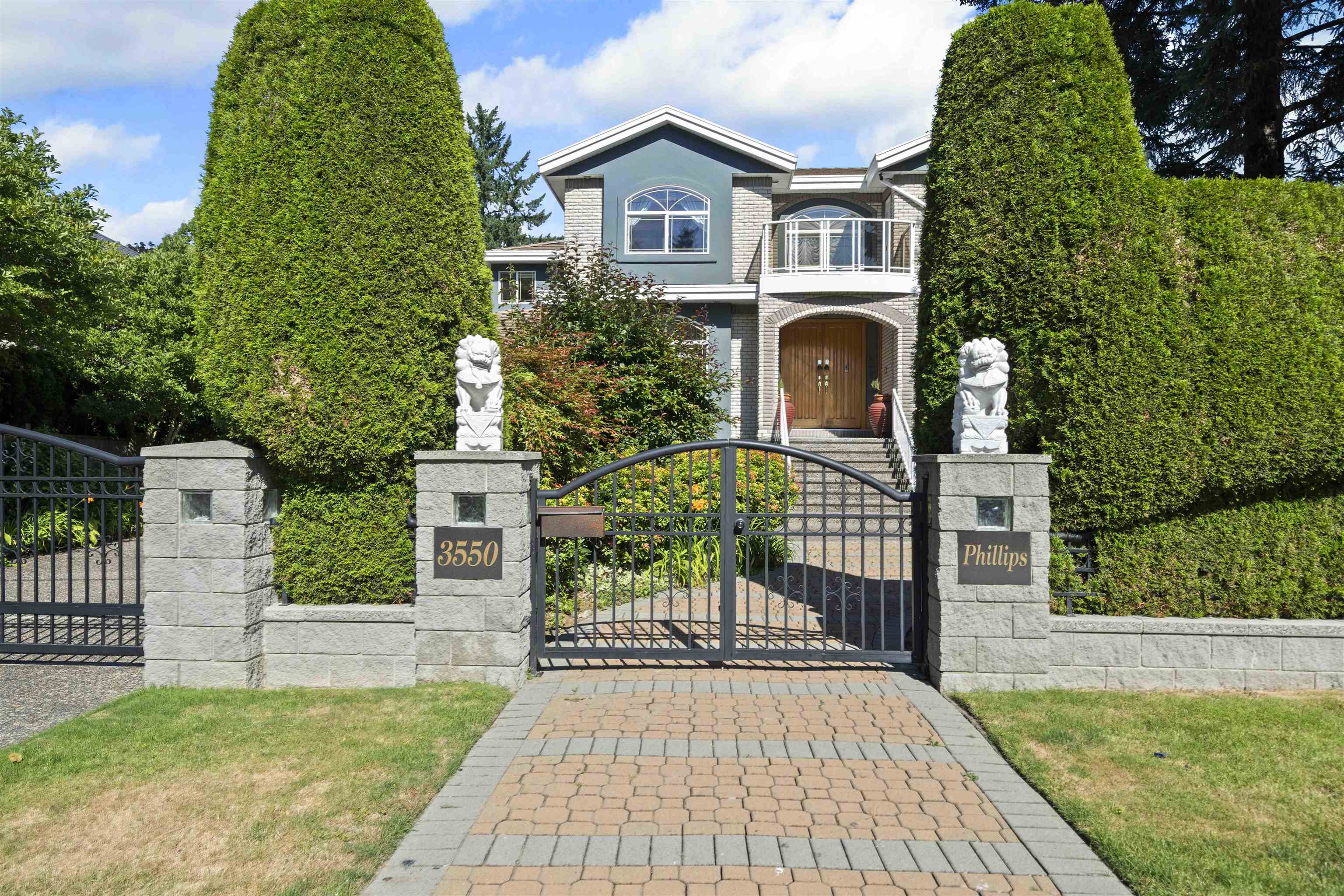 3550 Phillips Avenue, Burnaby, BC V5A 2W7