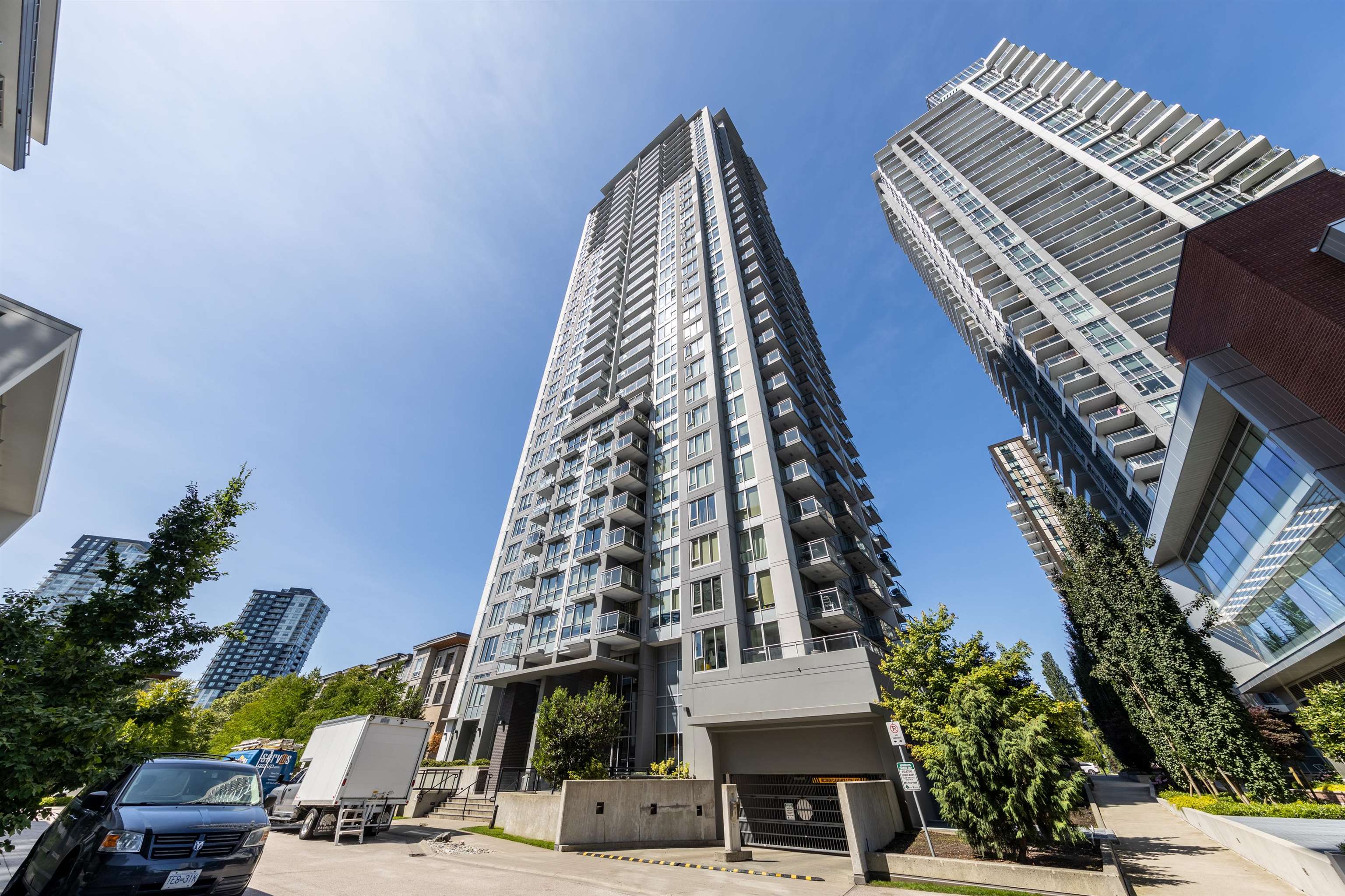 13325 102 A Avenue #608, Surrey, BC V3T 0J5