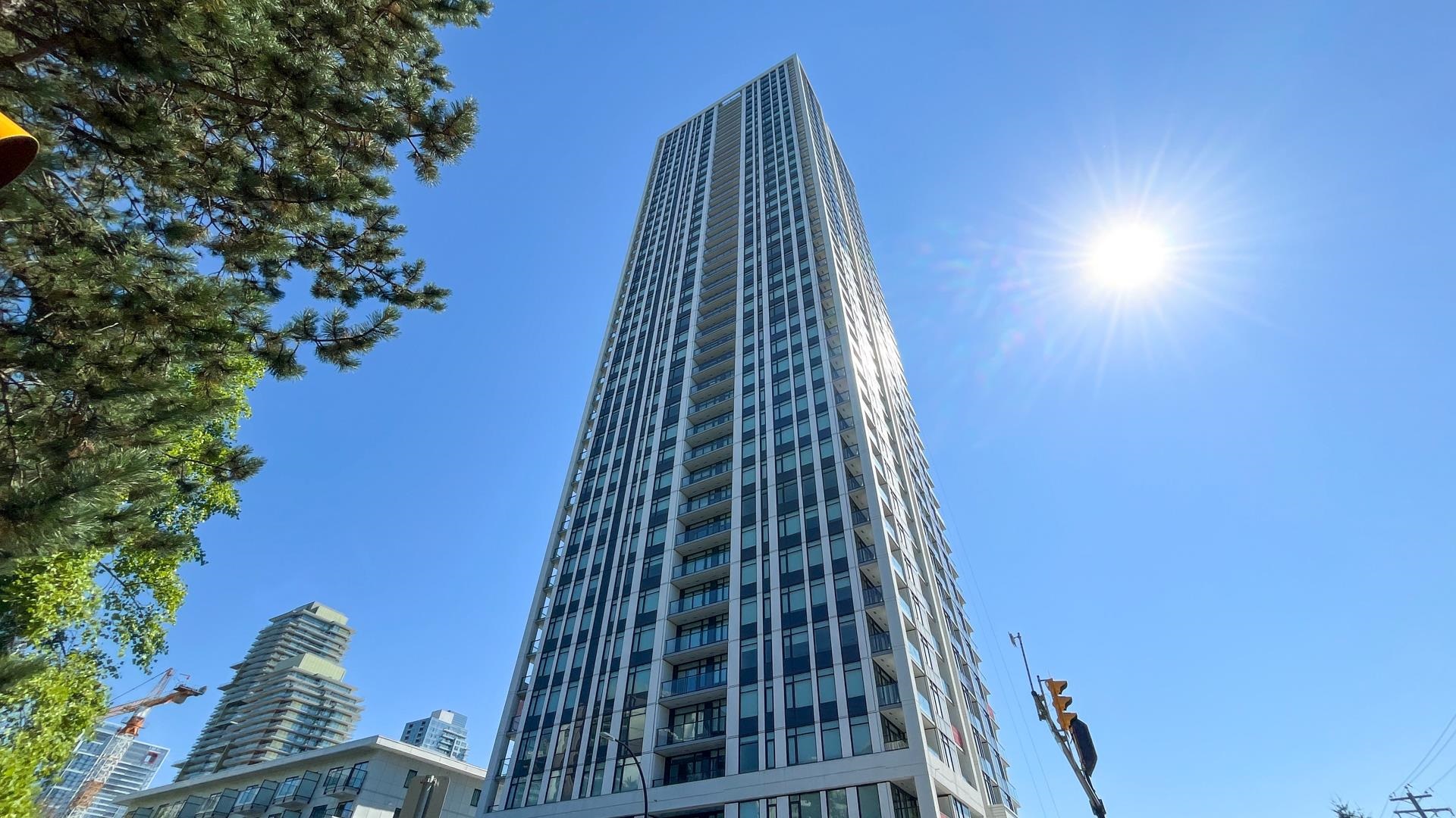 6468 Willingdon Ave #2406, Burnaby, BC V5H 0L3