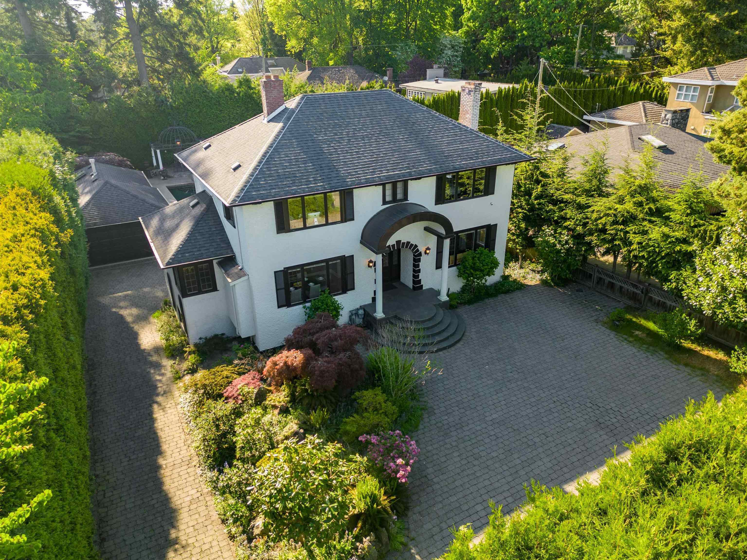 6361 Granville Street, Vancouver, BC V6M 3E5