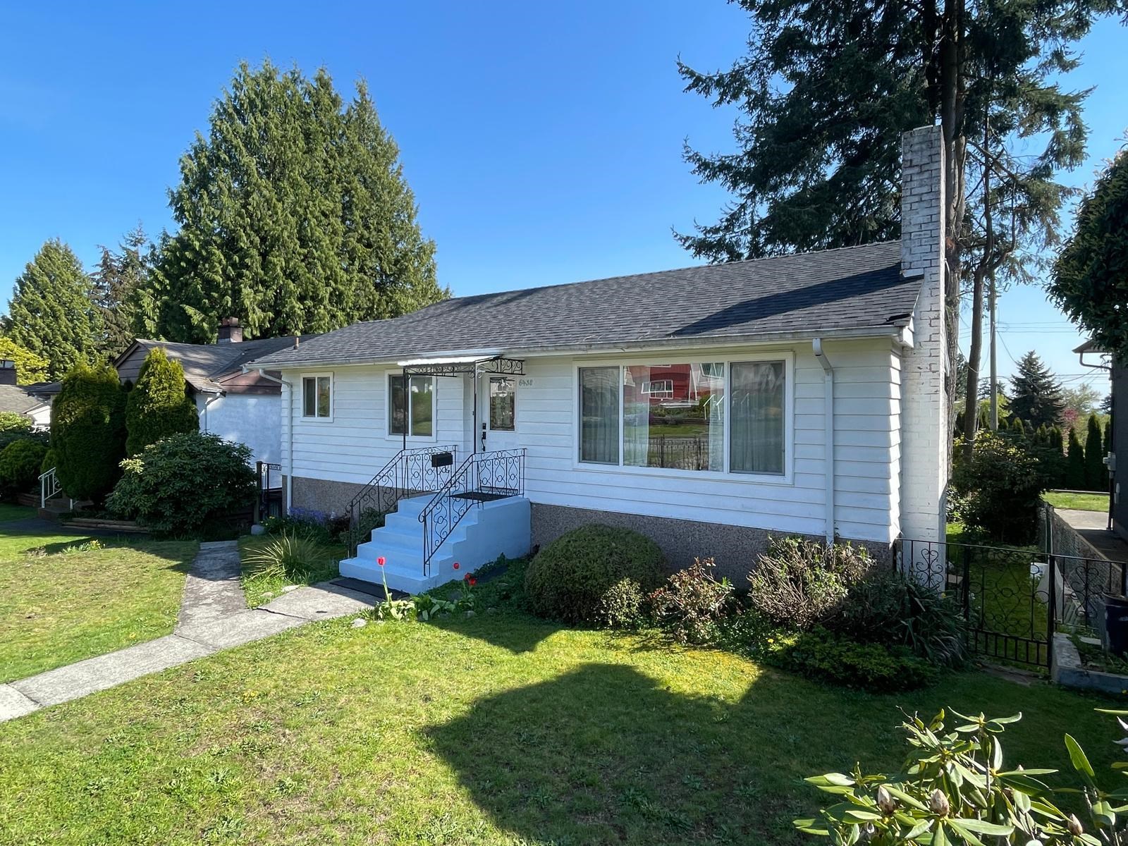 6430 Portland Street, Burnaby, BC V5E 1A2