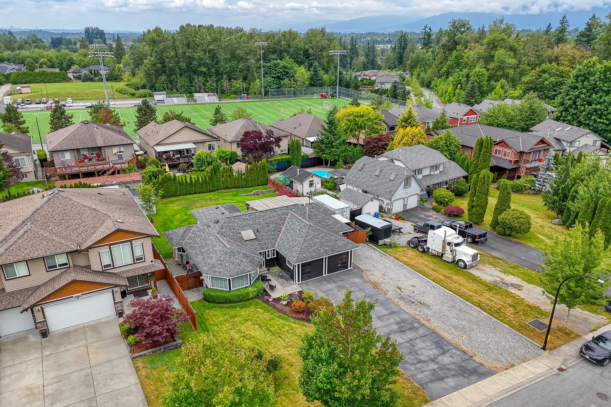 245b Street, Maple Ridge, BC V2W 1G5