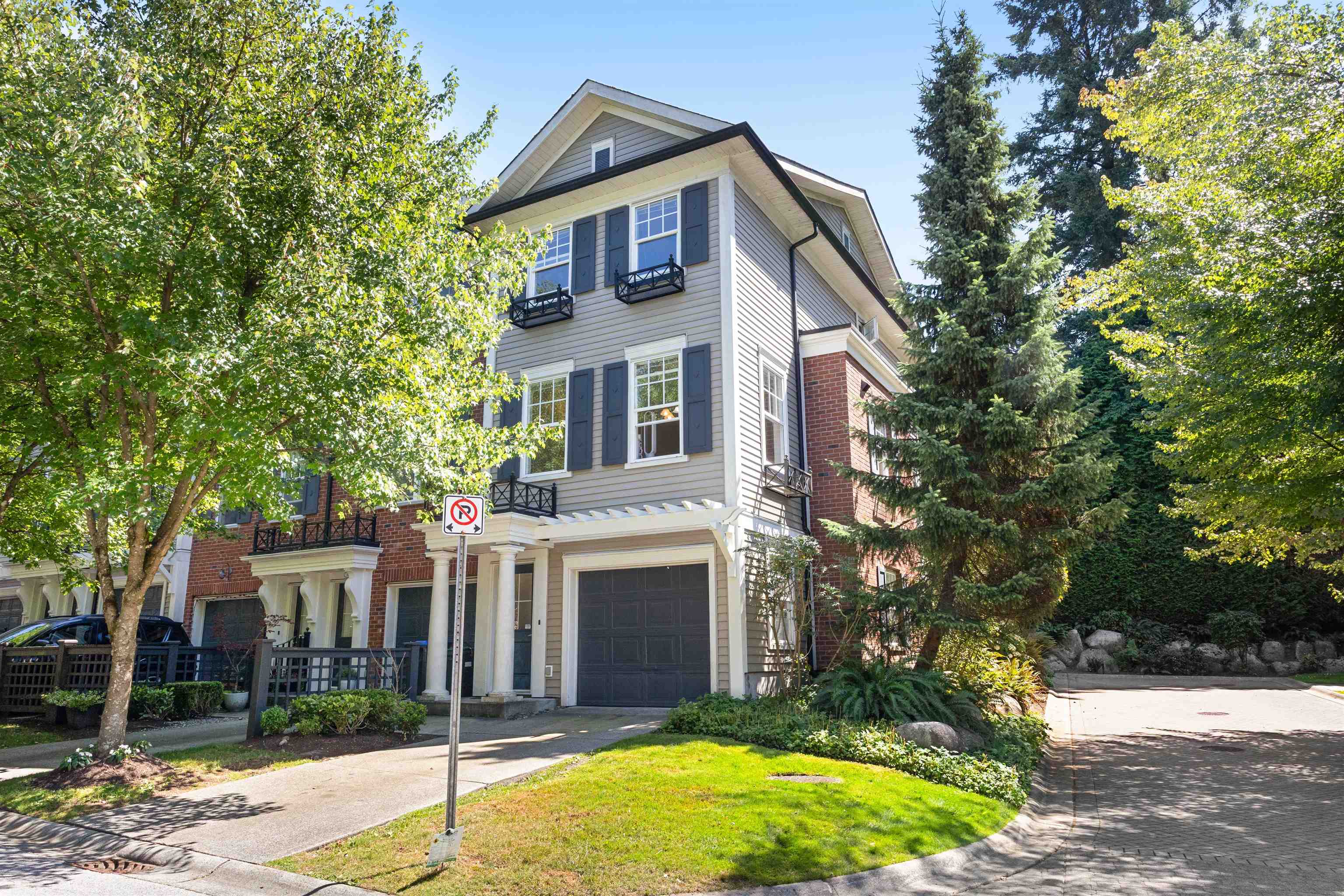 102 Fraser Street #32, Port Moody, BC V3H 0C7