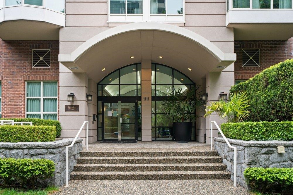 1111 Haro Street #503, Vancouver, BC V6E 1E3