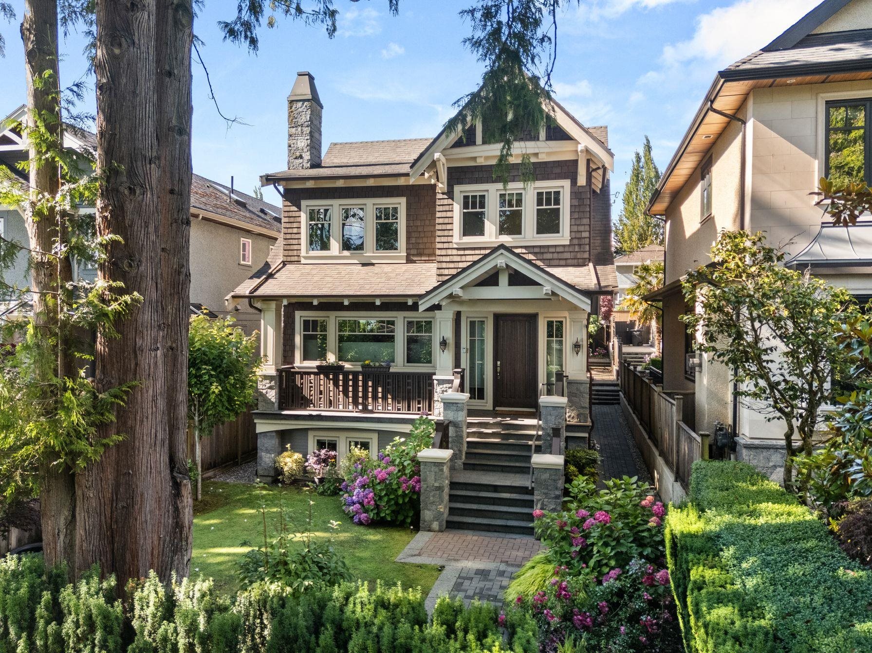 2967 West 43rd Avenue, Vancouver, BC V6N 3J2