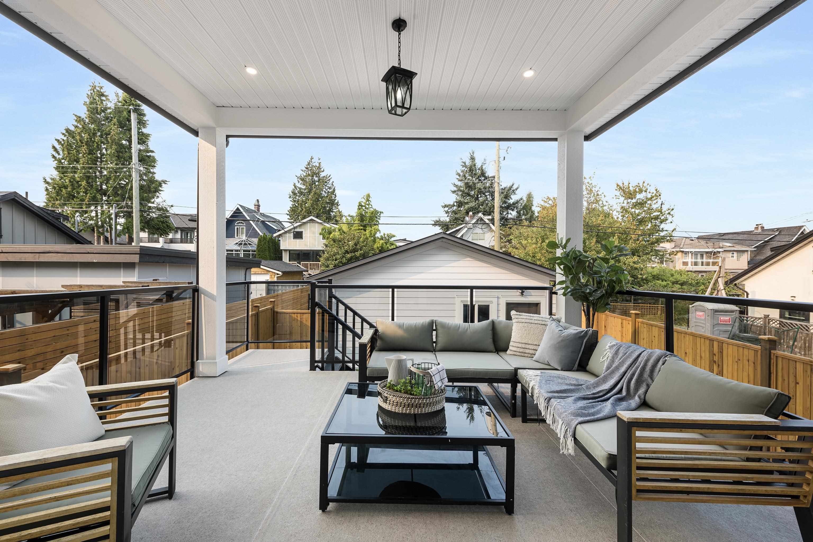 2741 Mcgill Street #2, Vancouver, BC V5K 1H4