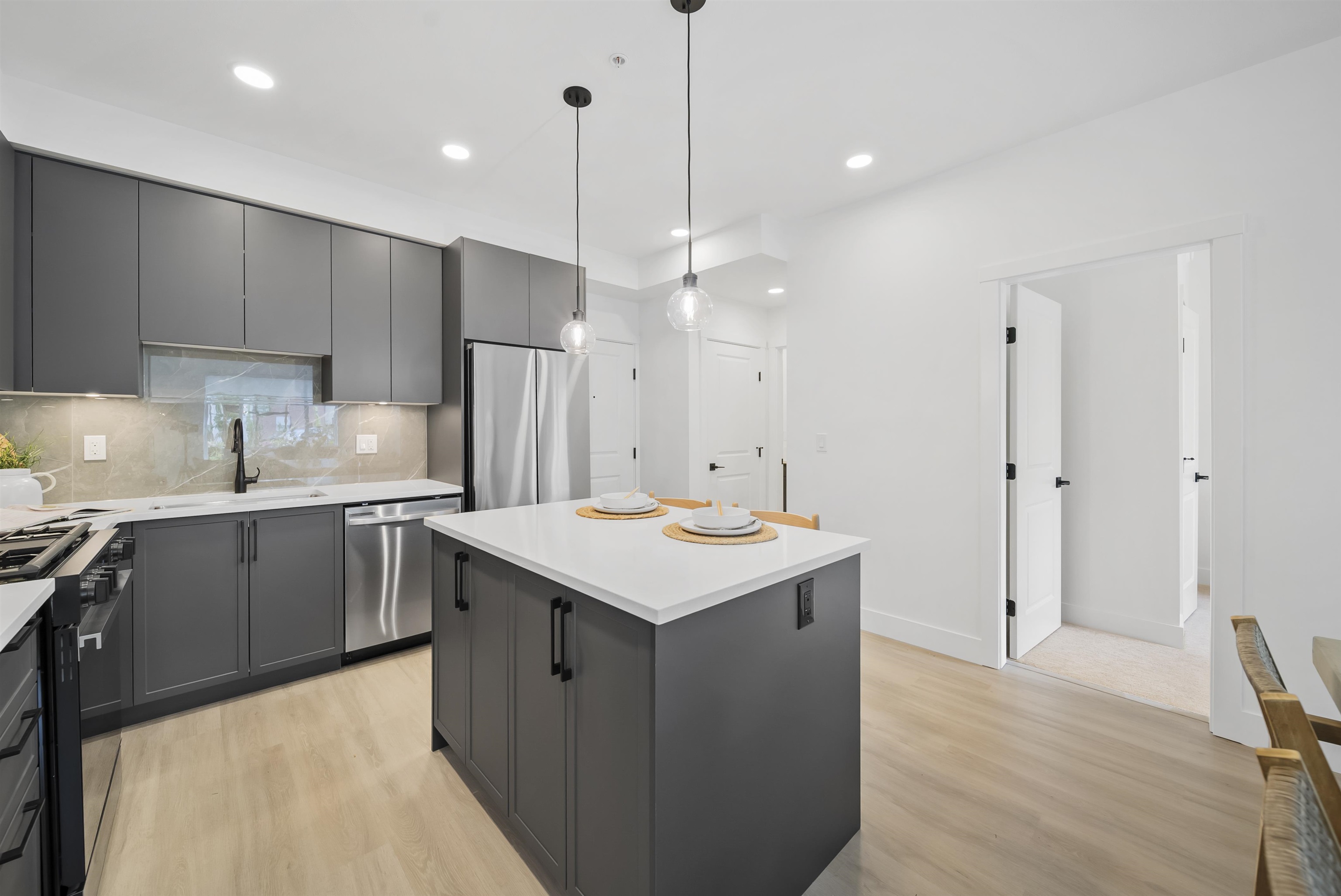 3438 146a Street #317, Surrey, BC V0V 0V0