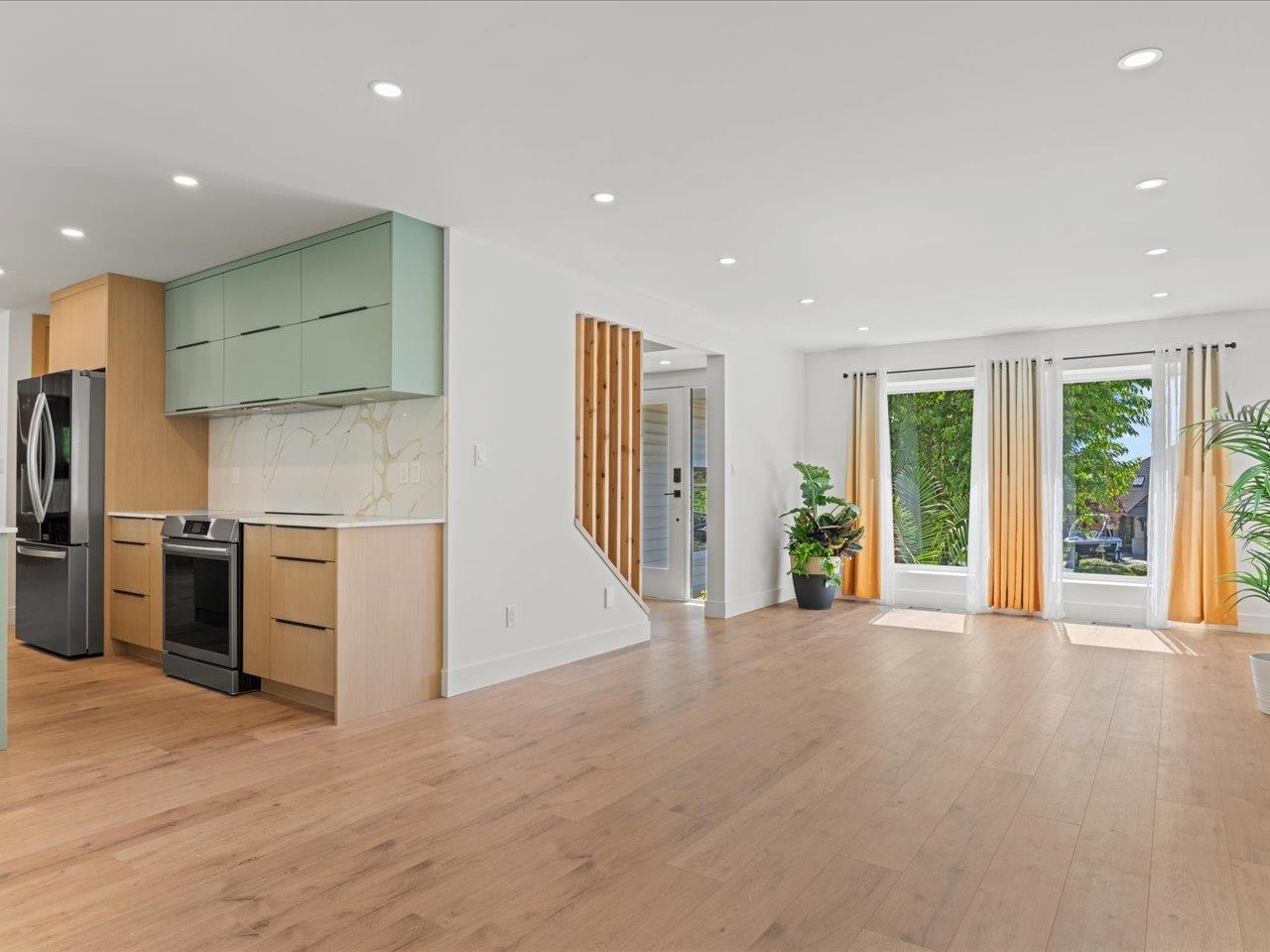1135 Settlers Court, Port Coquitlam, BC V3C 5Y5