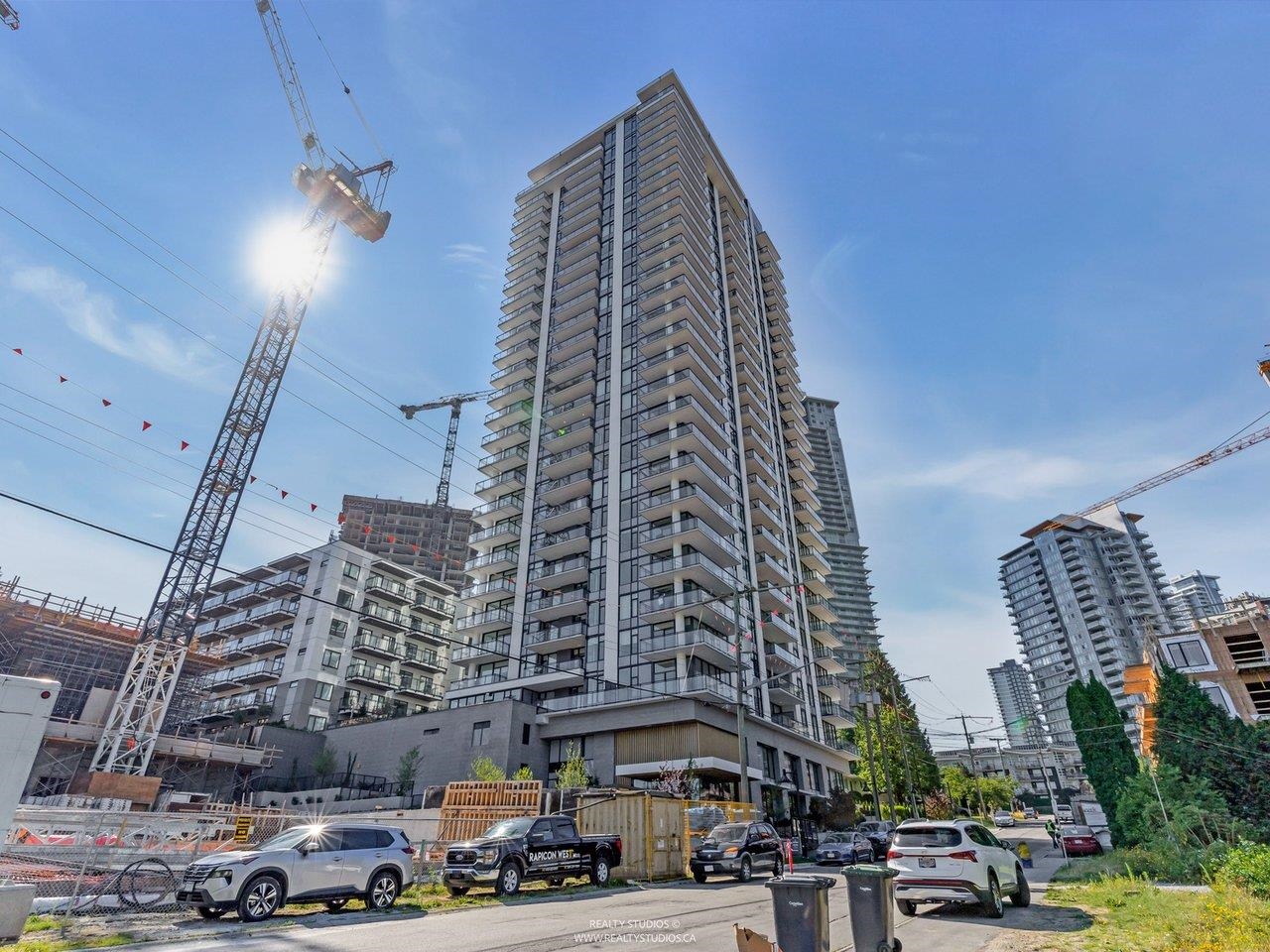 626 Claremont St #403, Coquitlam, BC V3J 0T1