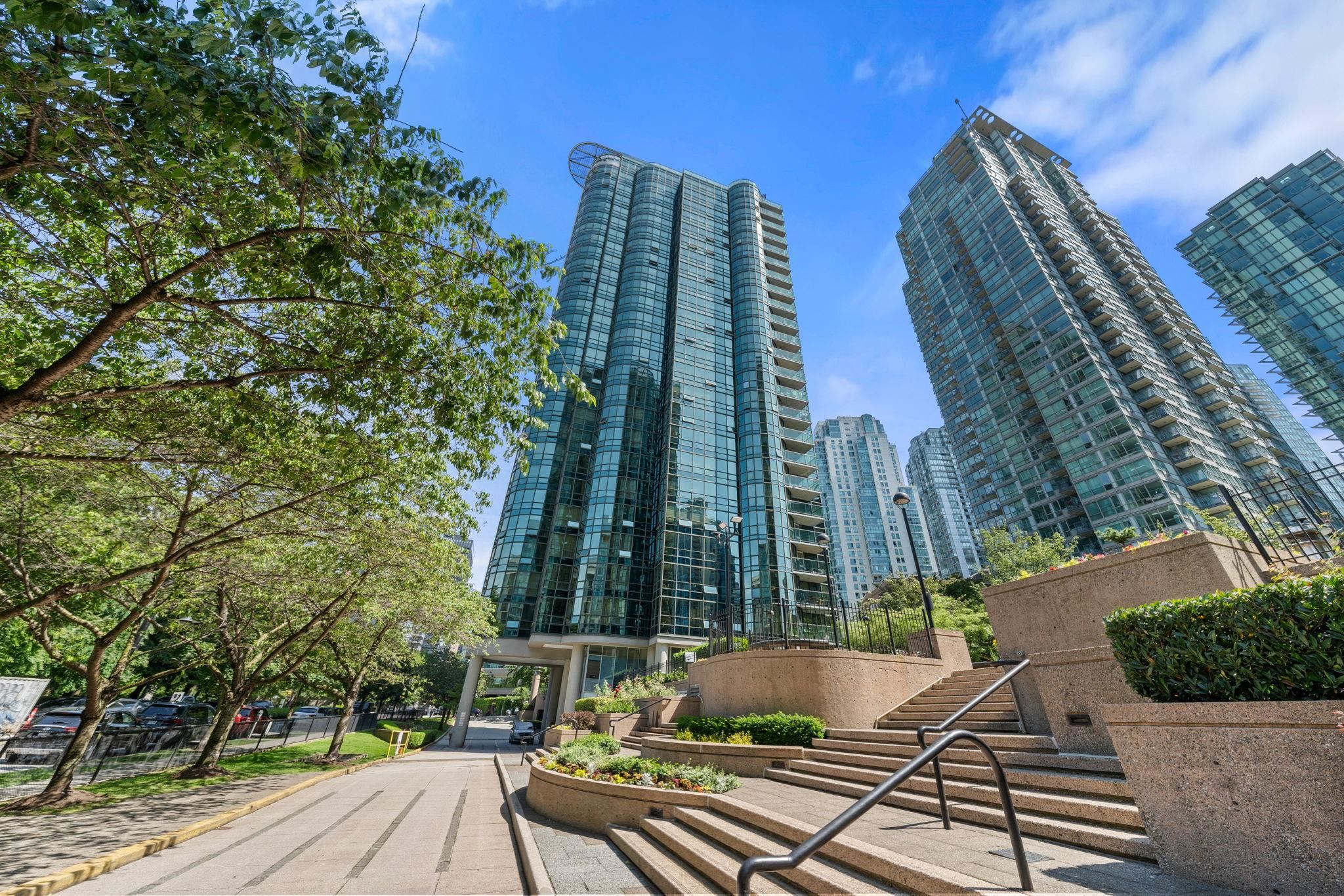 555 Jervis Street #604, Vancouver, BC V6E 4N1