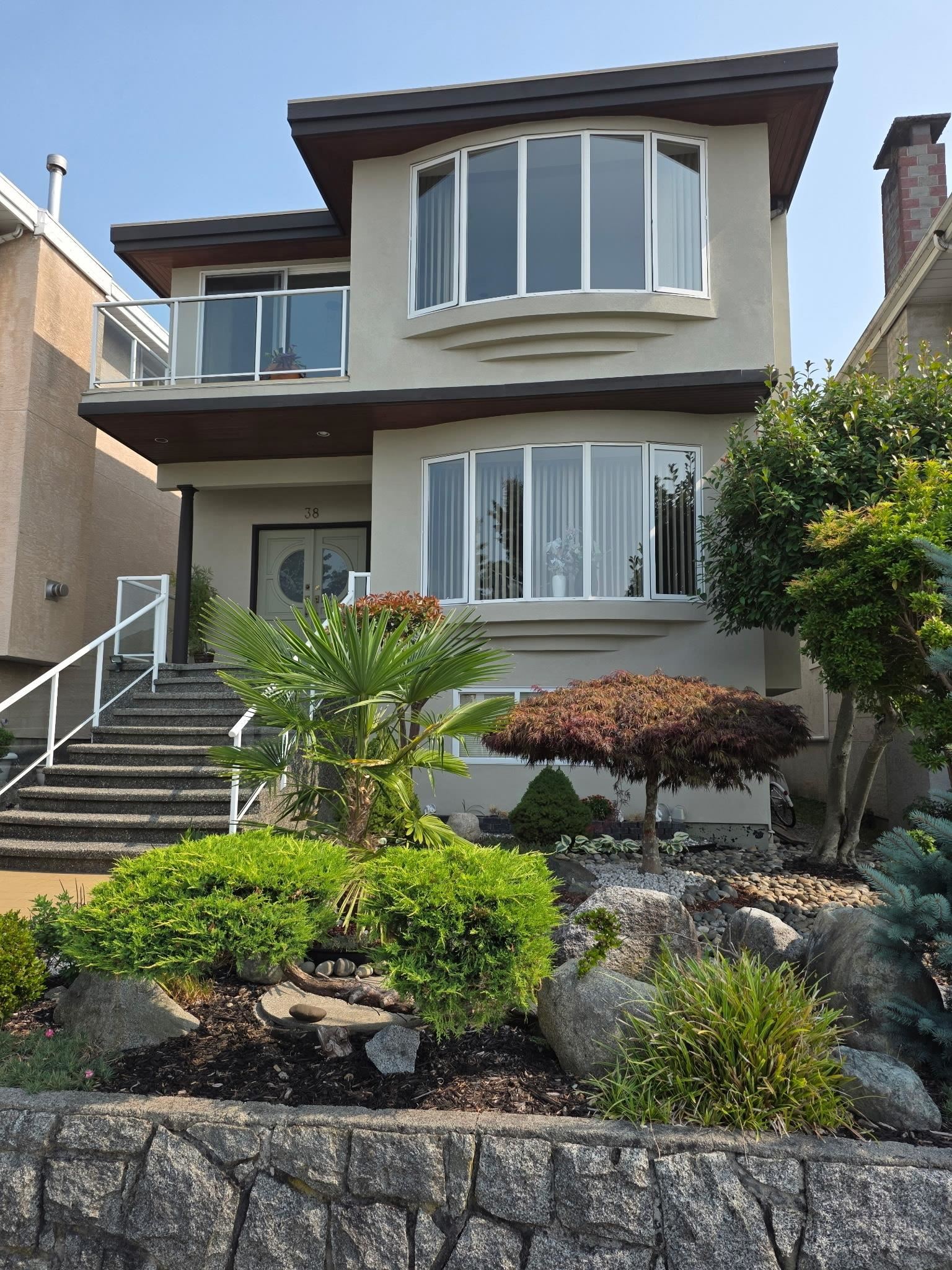 38 North Glynde Avenue, Burnaby, BC V5B 1G7