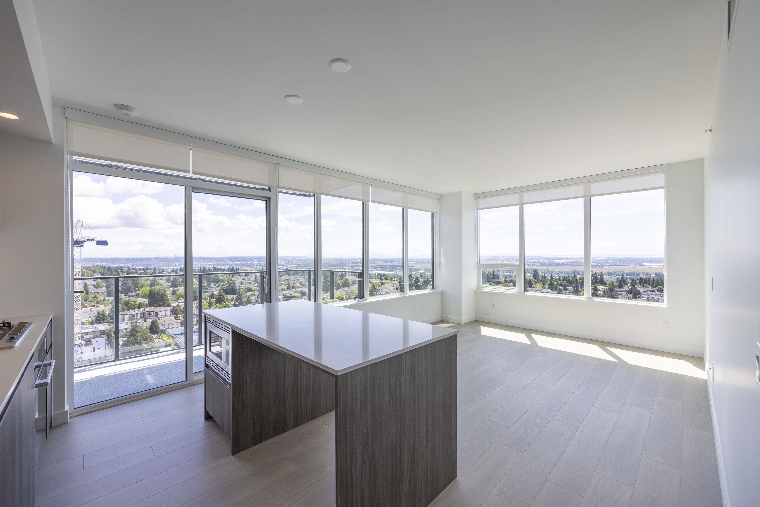 6537 Telford Ave #2704, Burnaby, BC V5H 0K9