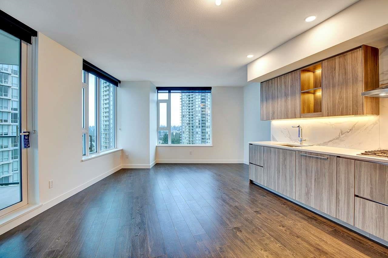 9887 Whalley Boulevard #1604, Surrey, BC V3T 0P4