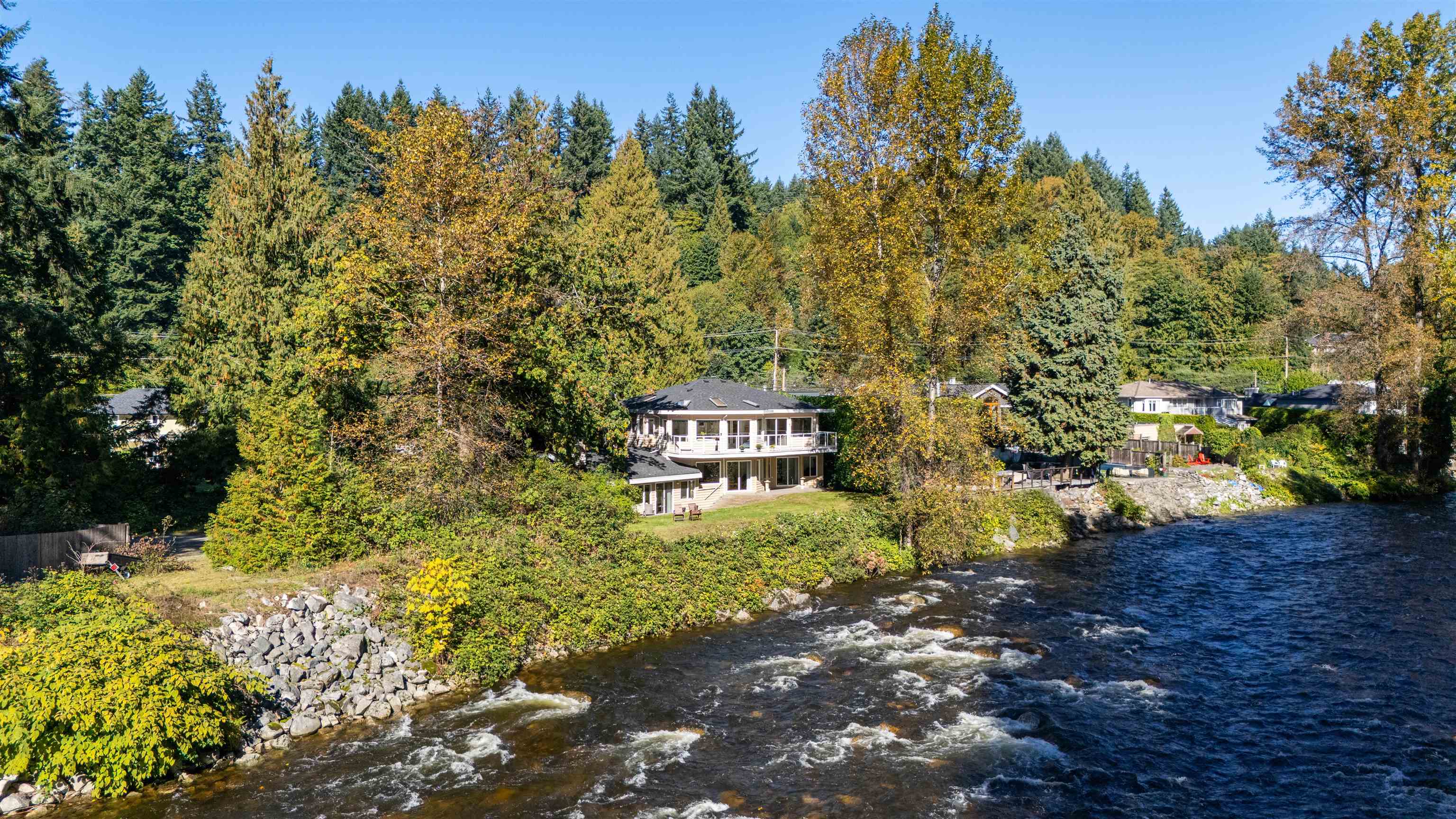 682 Seymour Boulevard, North Vancouver, BC V7J 2J6