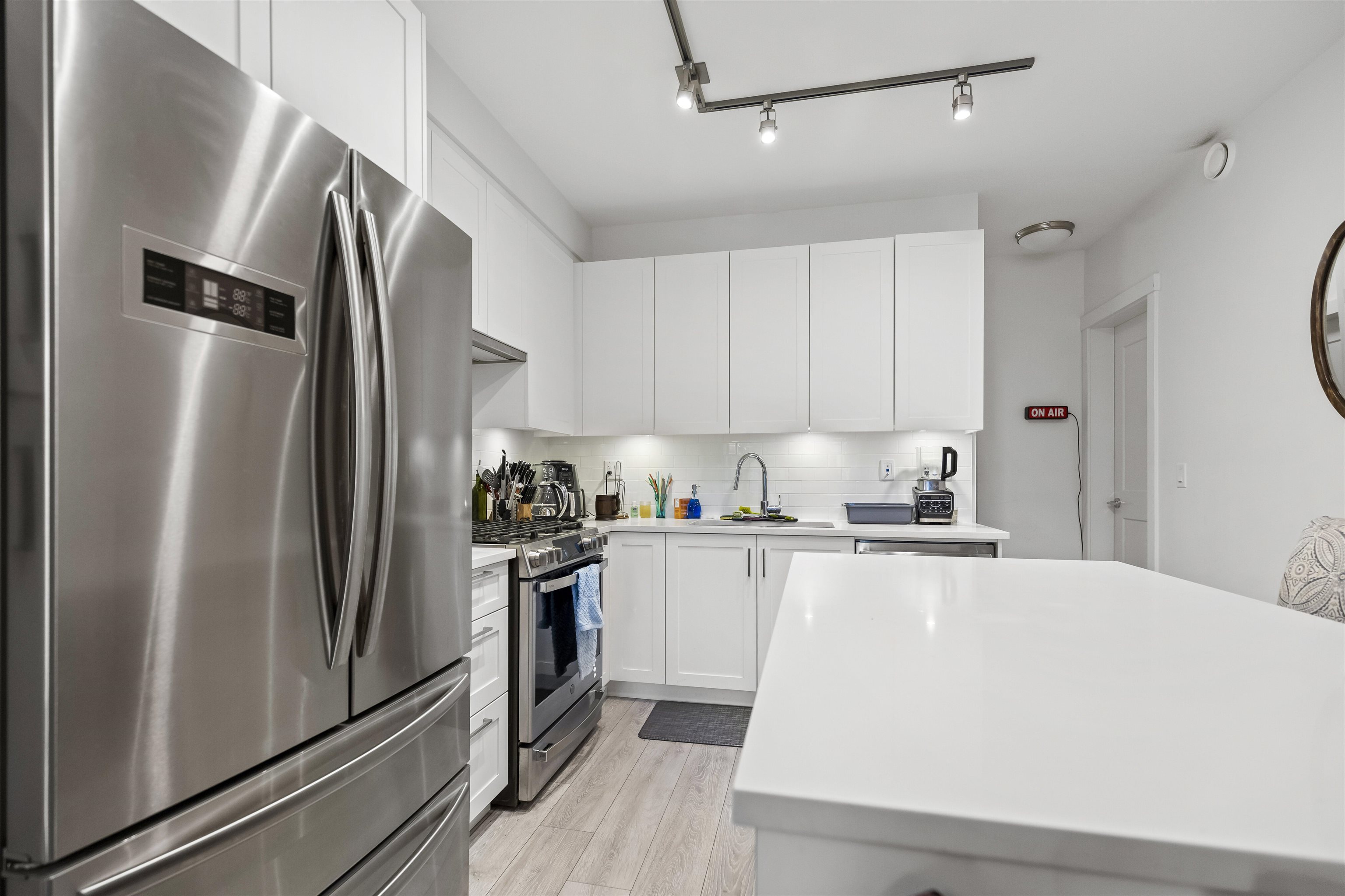 20673 78 Avenue #205, Langley, BC V2Y 3K1