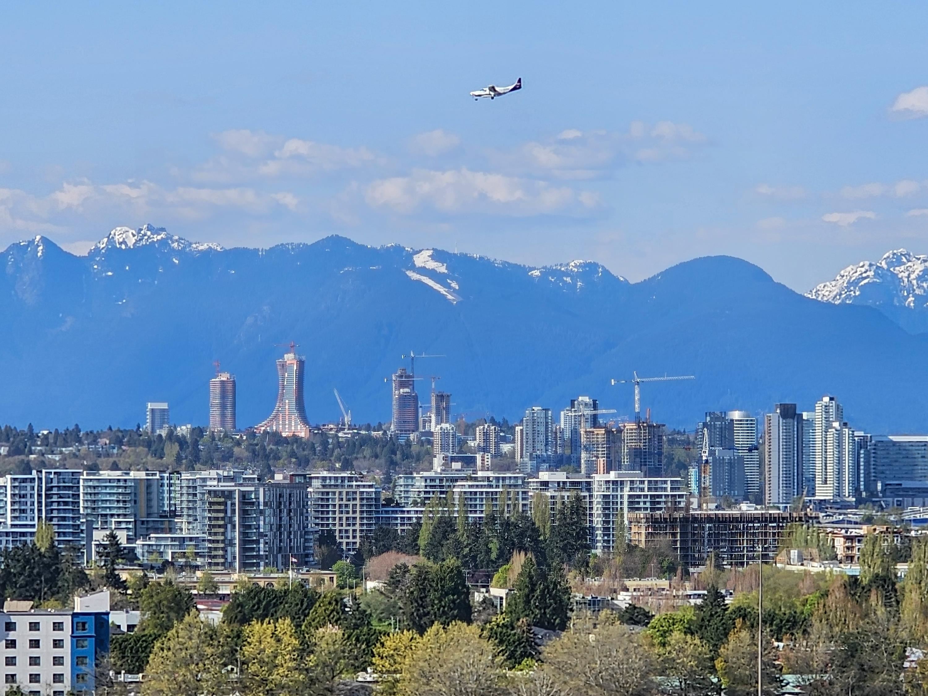 5933 Cooney Road #1702, Richmond, BC V6X 4H3