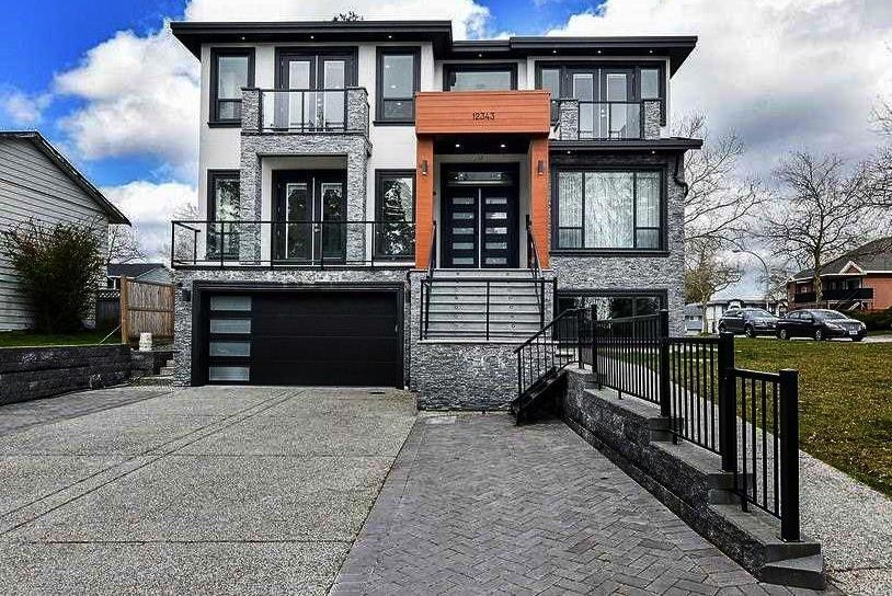 93a Avenue, Surrey, BC V3V 7B1