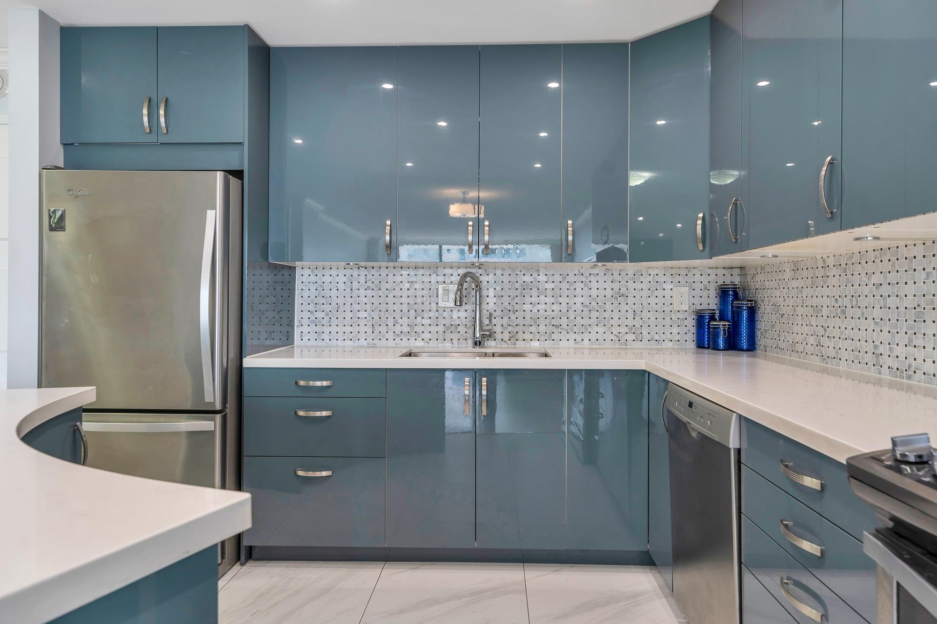 710 Seventh Avenue #805, New Westminster, BC V3M 5V3