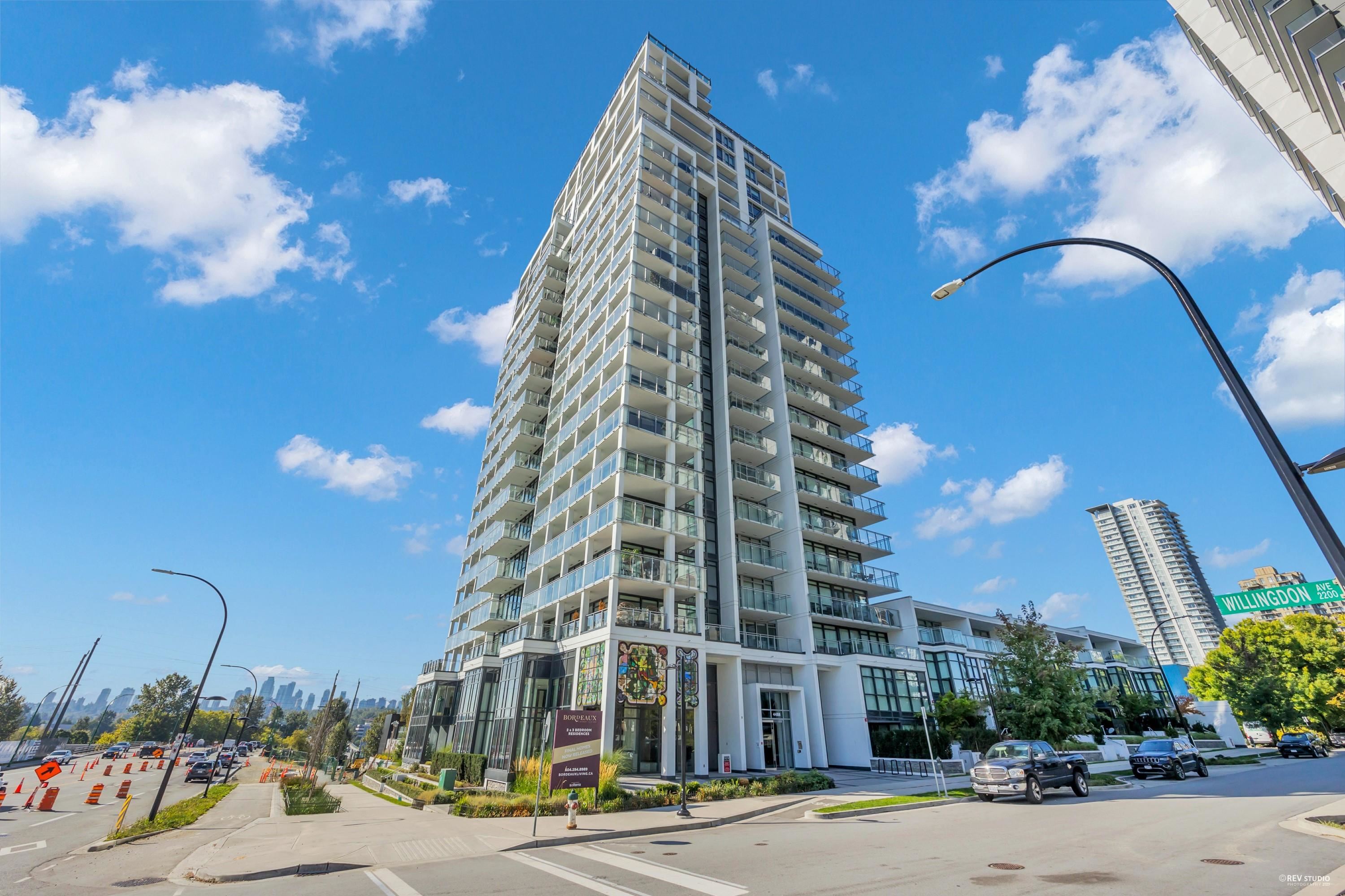 4488 Juneau St #1303, Burnaby, BC V5C 0M4