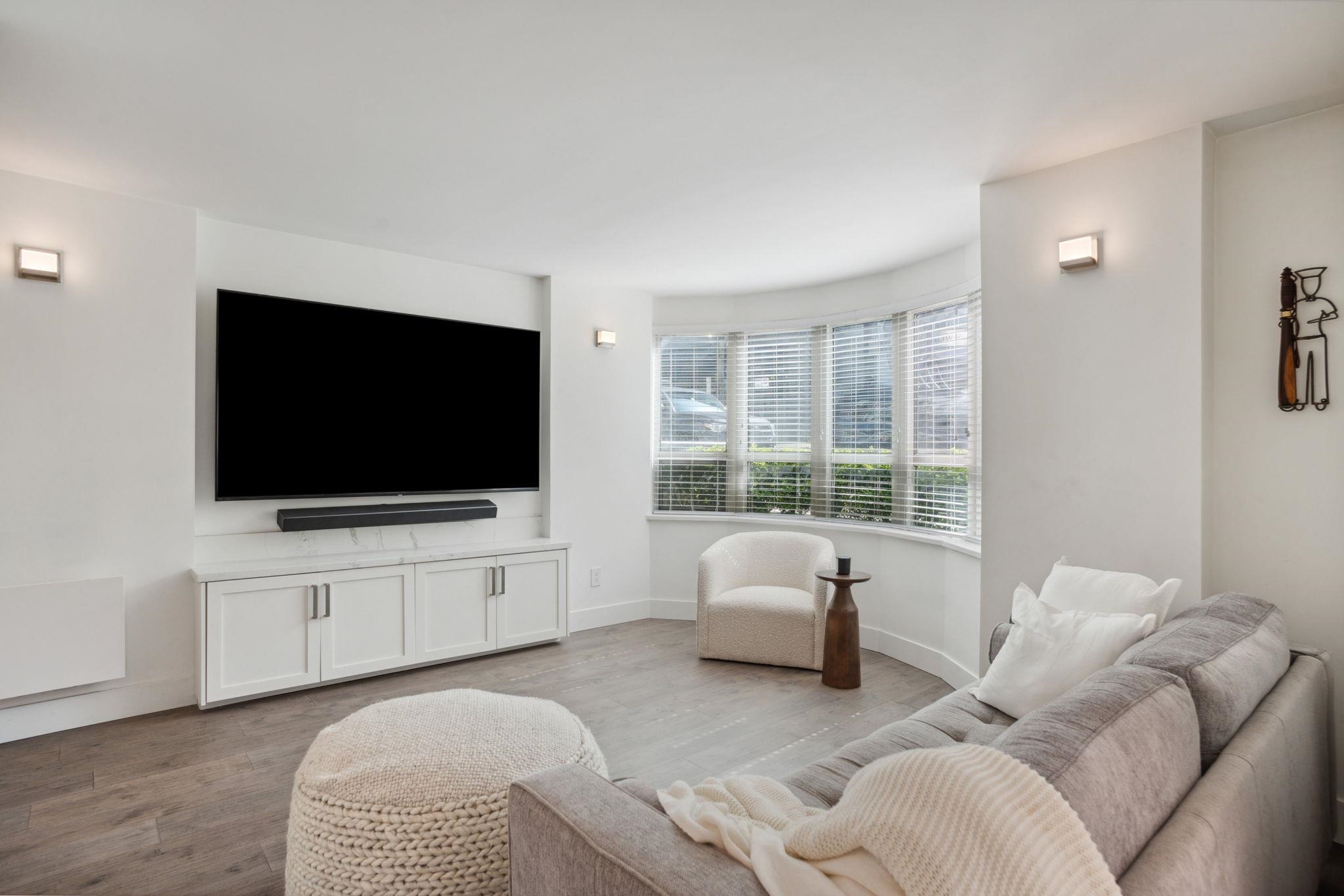 1501 Howe Street #t14, Vancouver, BC V6Z 2P8