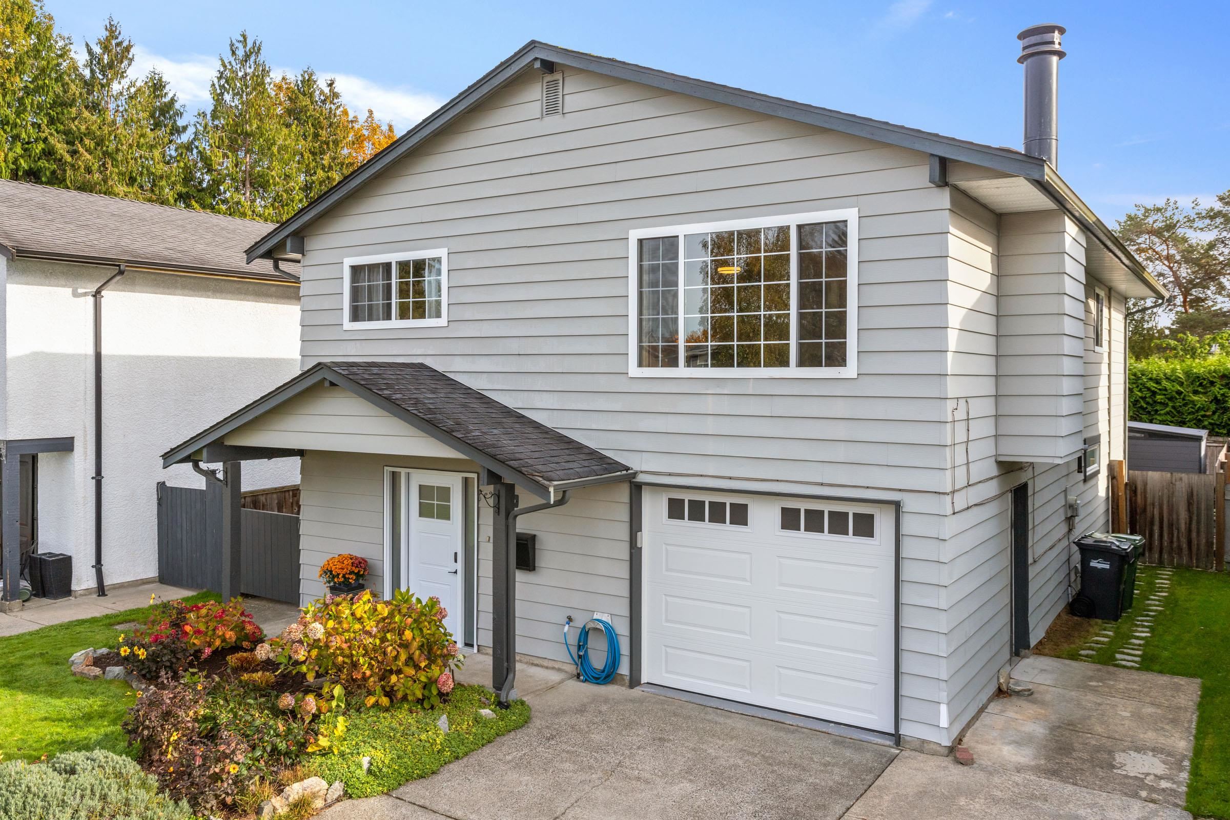 11300 Galleon Court, Richmond, BC V7E 4L3