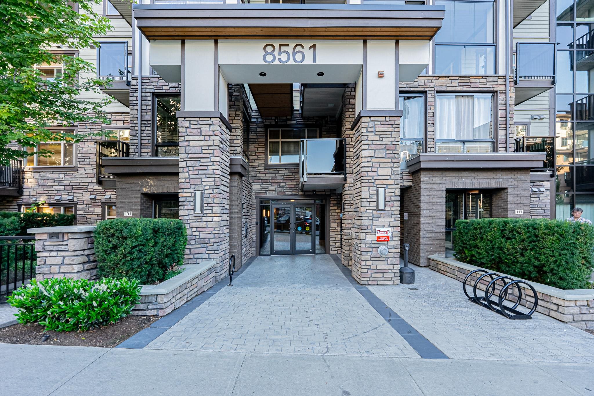 8561 203a Street #101, Langley, BC V2Y 3L7
