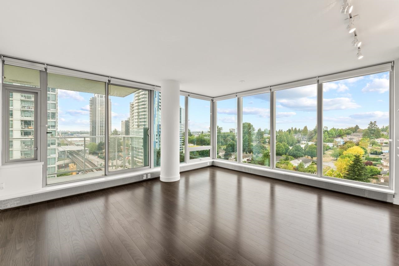 8031 Nunavut Lane #1008, Vancouver, BC V5X 0C9
