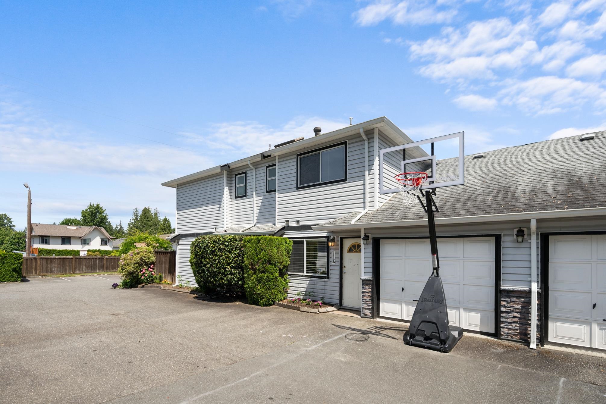 9507 208 Street #112, Langley, BC V1M 2Z1