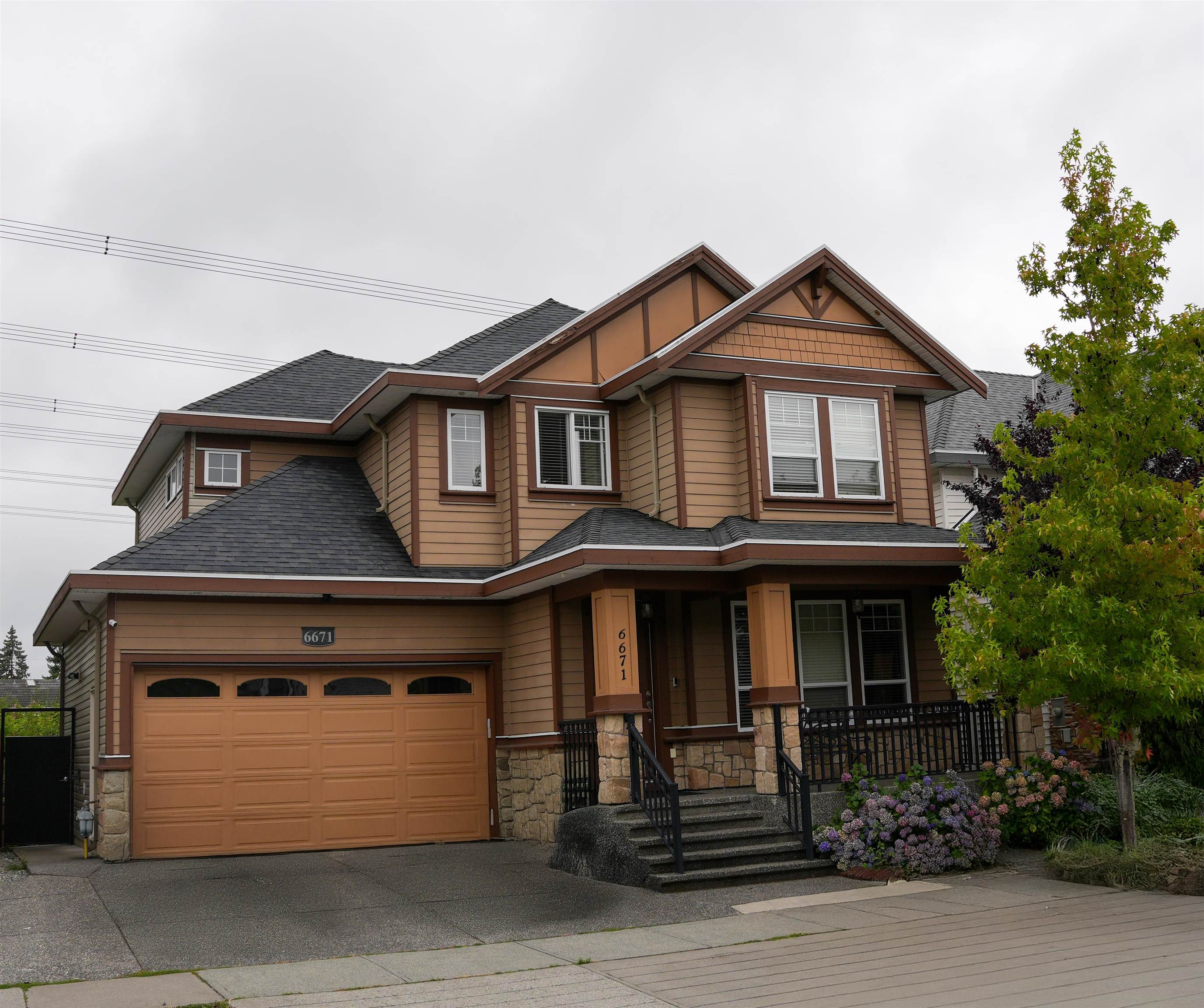 125a Street, Surrey, BC V3W 1V7