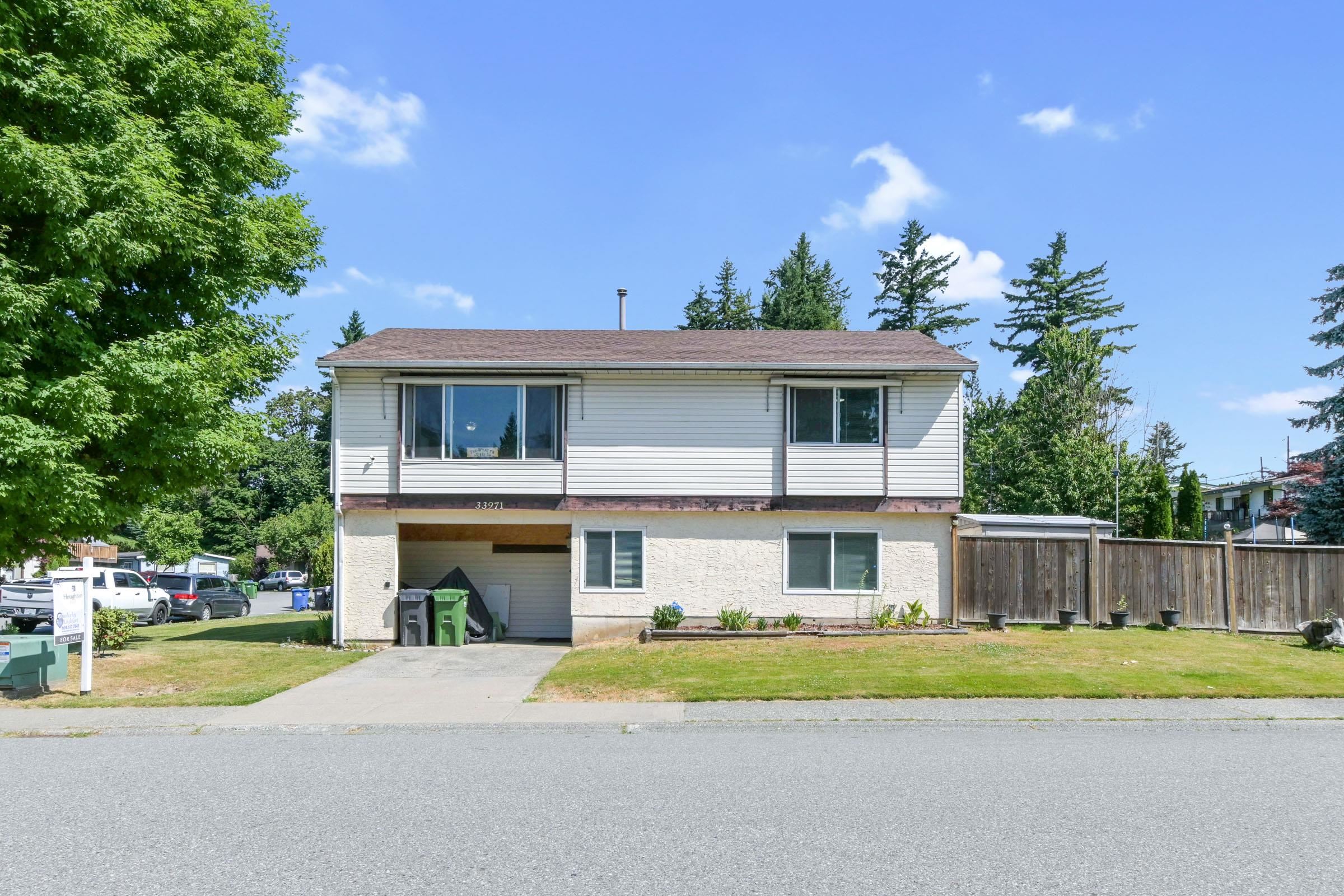 33971 Gilmour Drive, Abbotsford, BC V2S 5T6