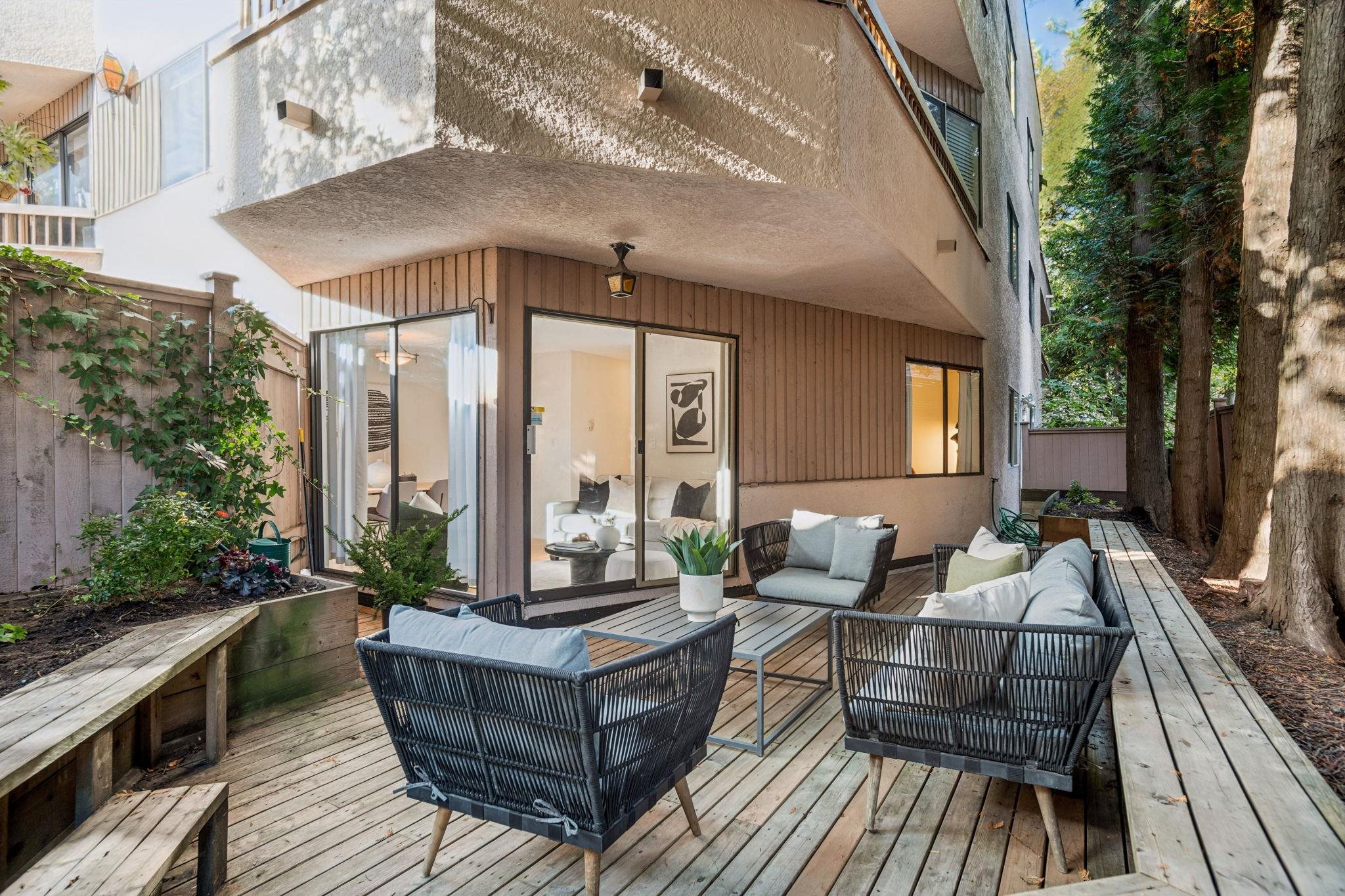 2190 2190 W 8th Avenue #104, Vancouver, BC V6K 2A4