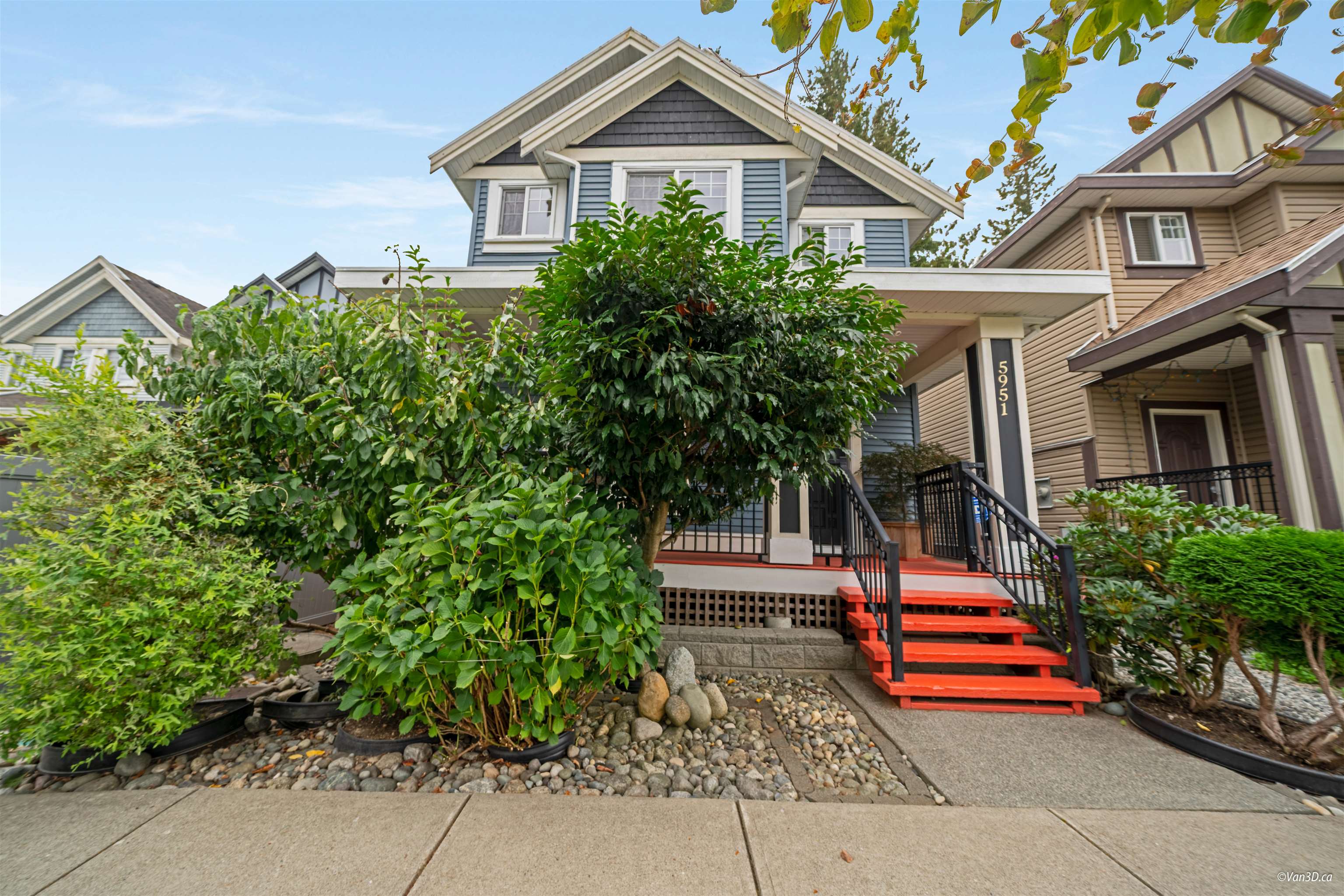 128a Street, Surrey, BC V3X 0C1