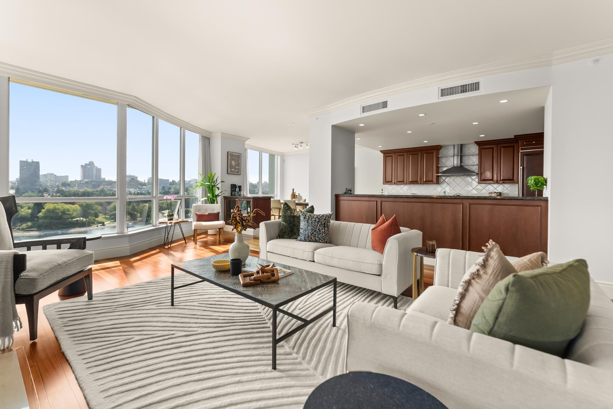 1328 Marinaside Crescent #1503, Vancouver, BC V6Z 3B3