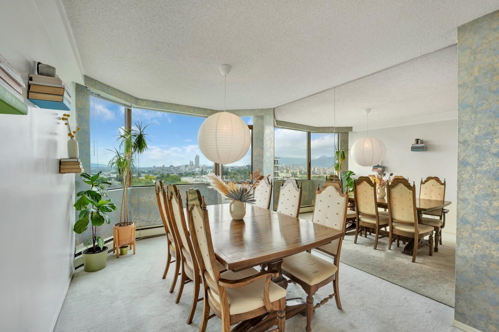 2445 West 3rd Avenue #1104, Vancouver, BC V6K 4K6