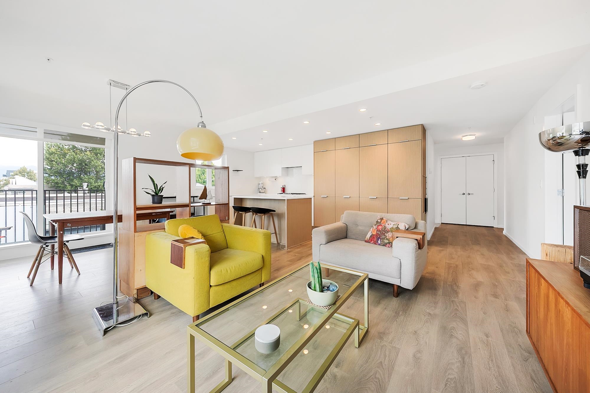 5085 Main Street #308, Vancouver, BC V5W 2R2